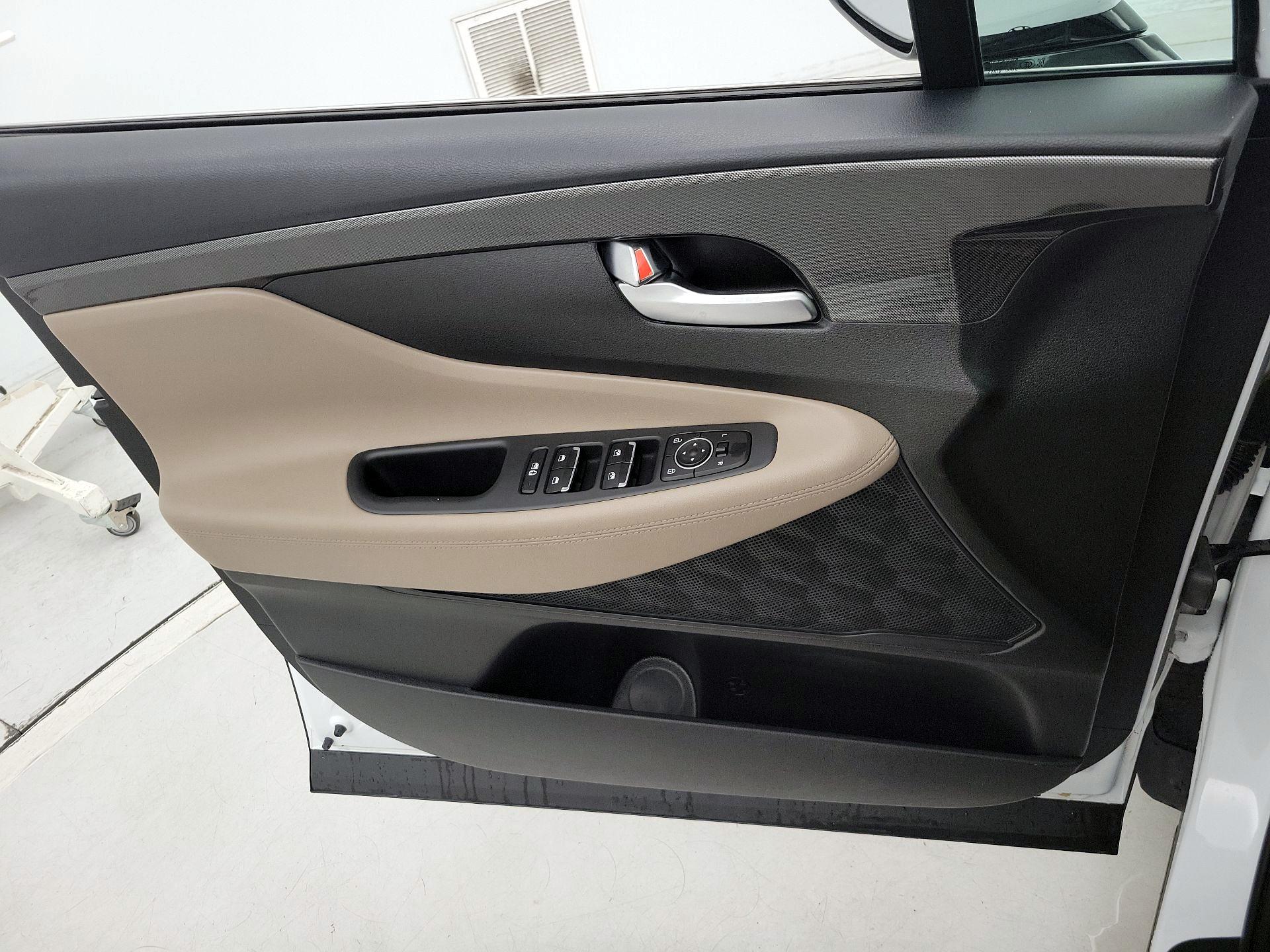 Thumbnail: 2023 Hyundai Santa Fe - 12