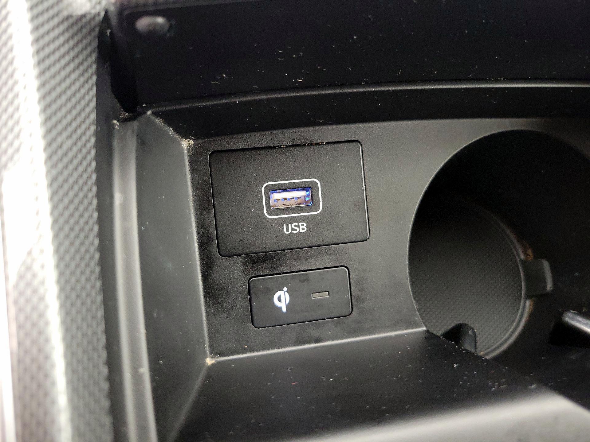 Thumbnail: 2023 Hyundai Santa Fe - 19