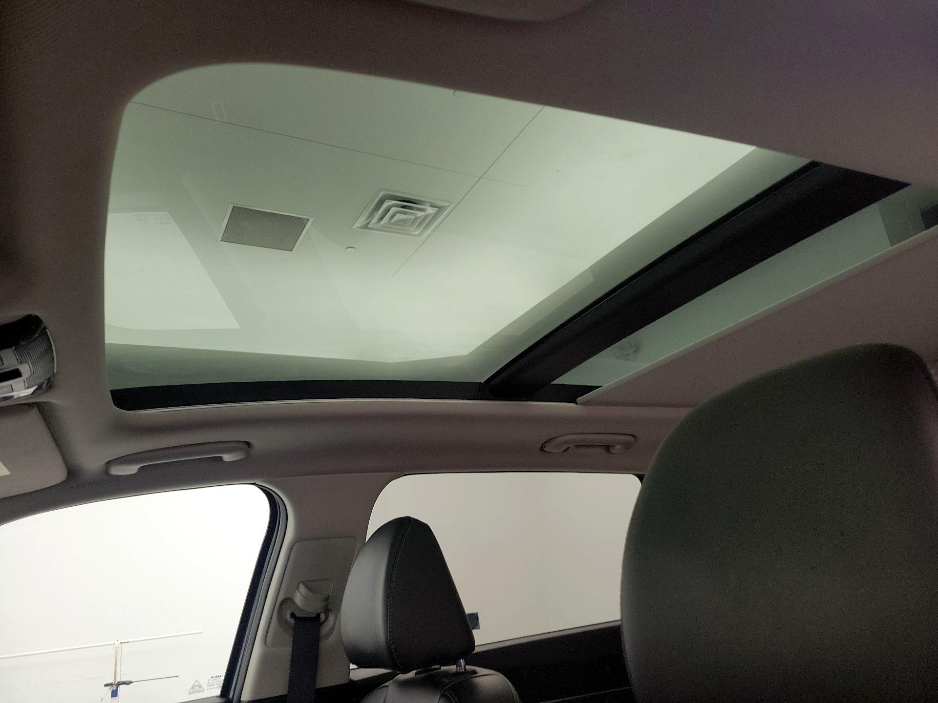 Thumbnail: 2024 Kia Sorento - 20