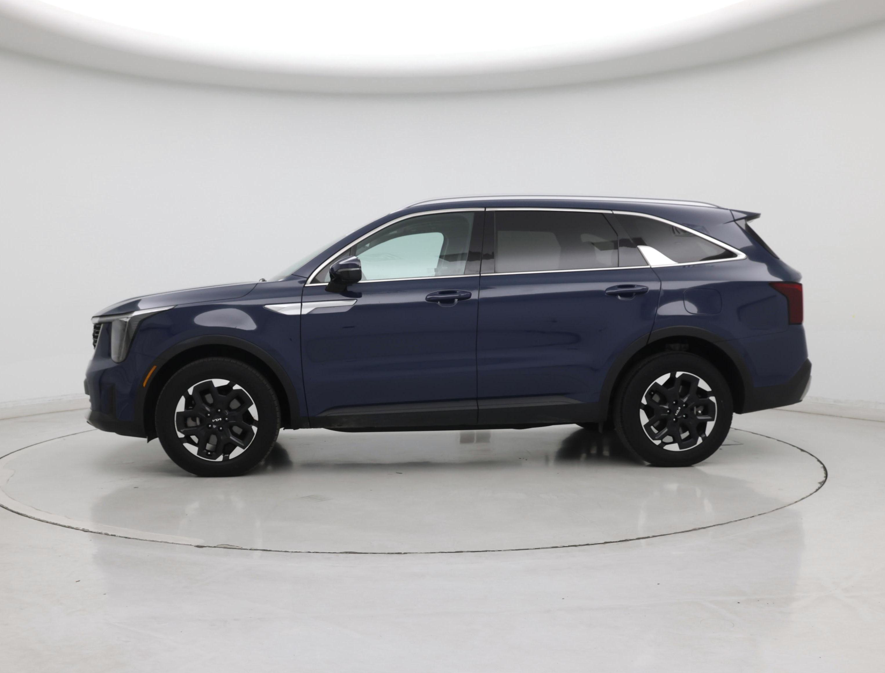 Thumbnail: 2024 Kia Sorento - 3