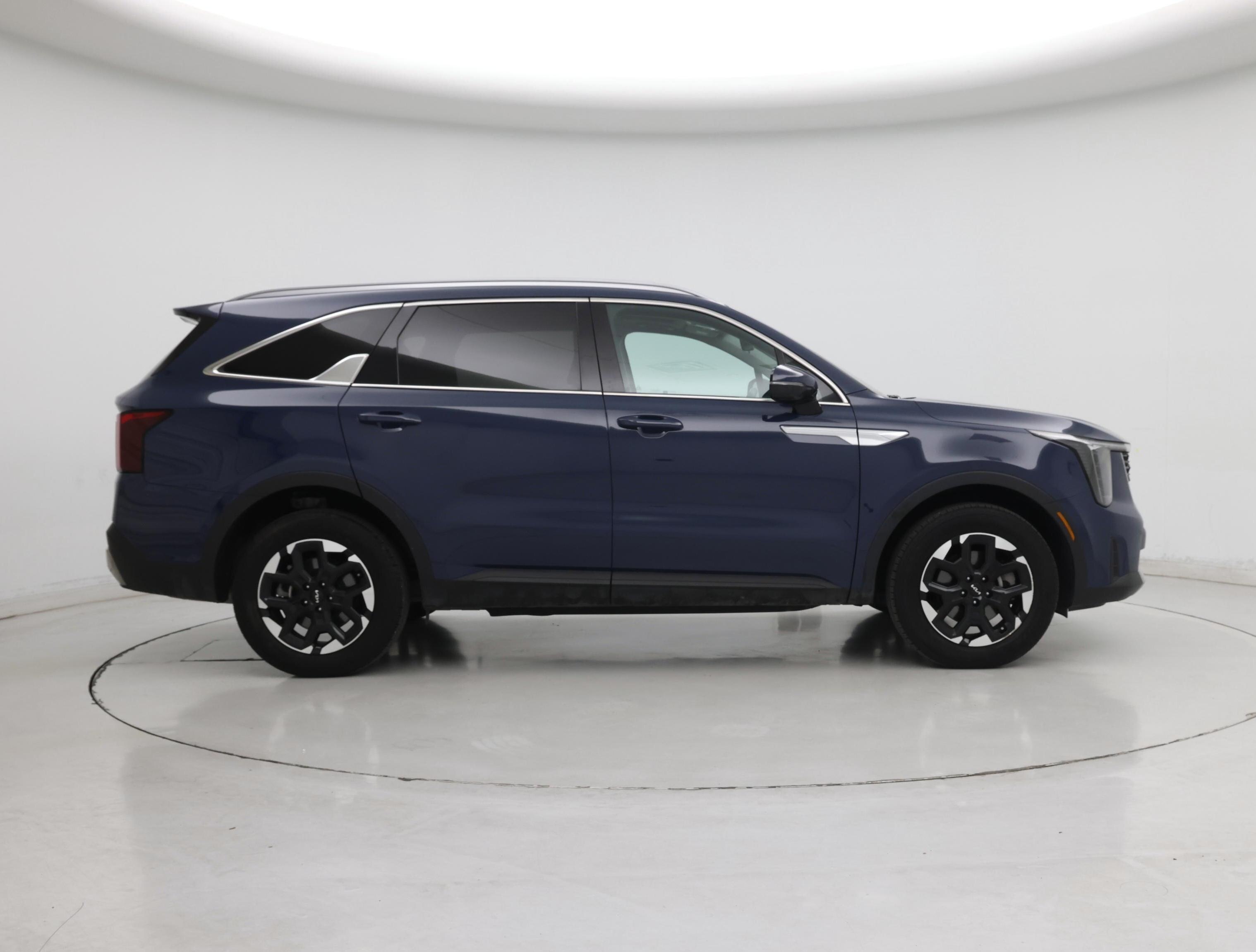 Thumbnail: 2024 Kia Sorento - 7