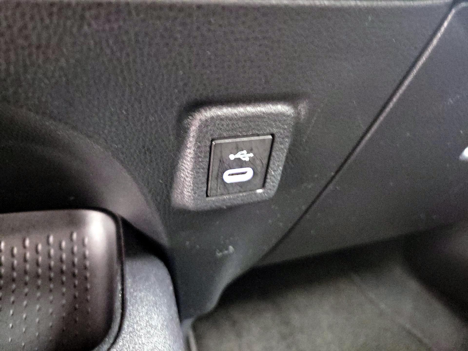 Thumbnail: 2024 Toyota Corolla - 18