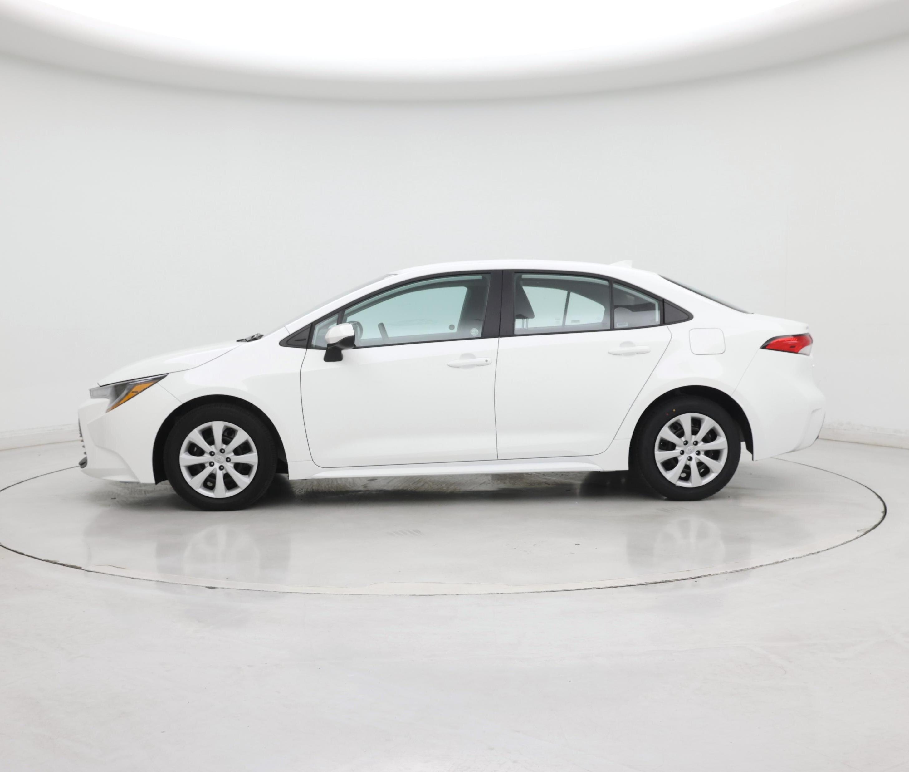 Thumbnail: 2024 Toyota Corolla - 3