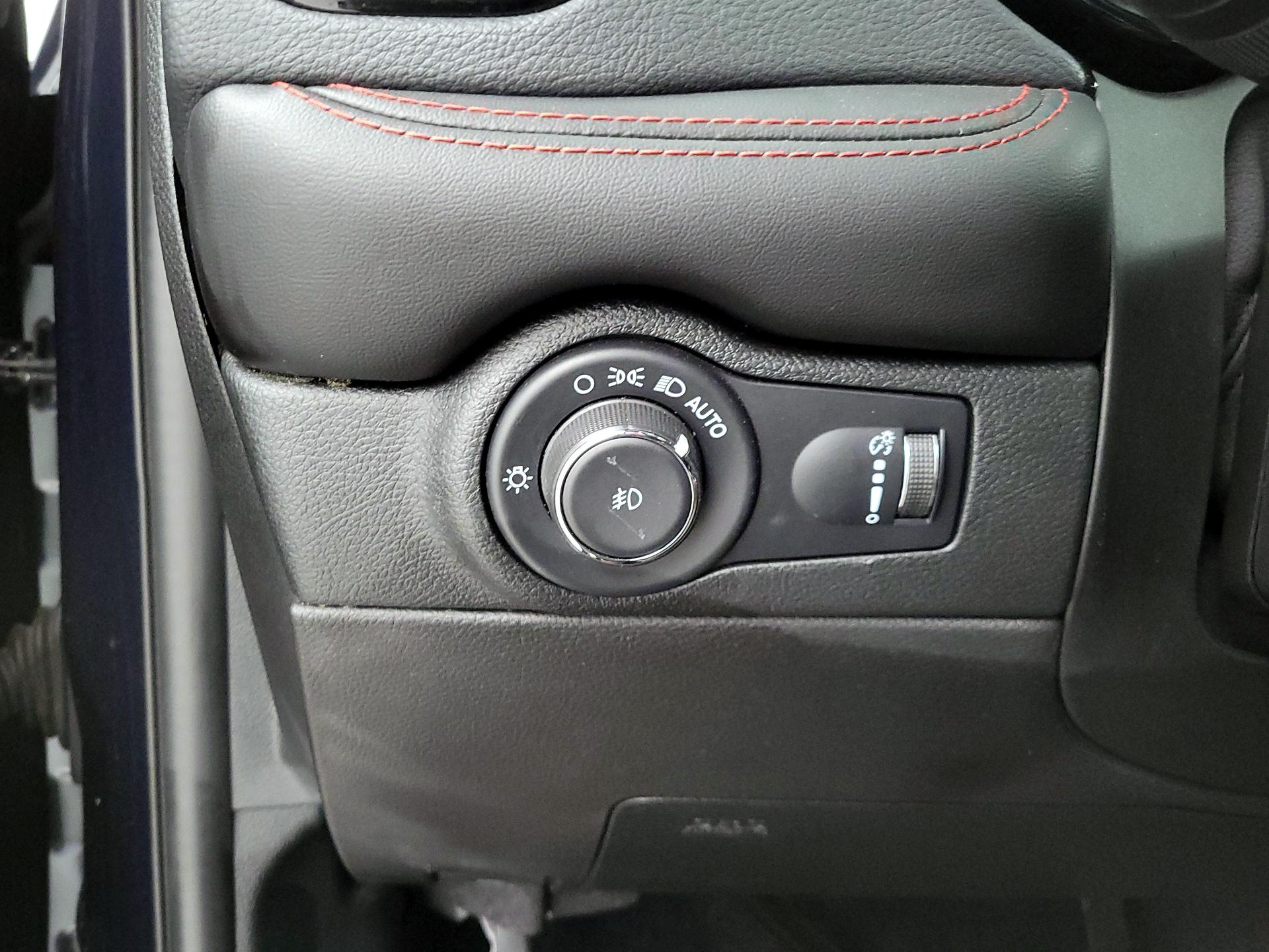 Thumbnail: 2023 Dodge Durango - 13