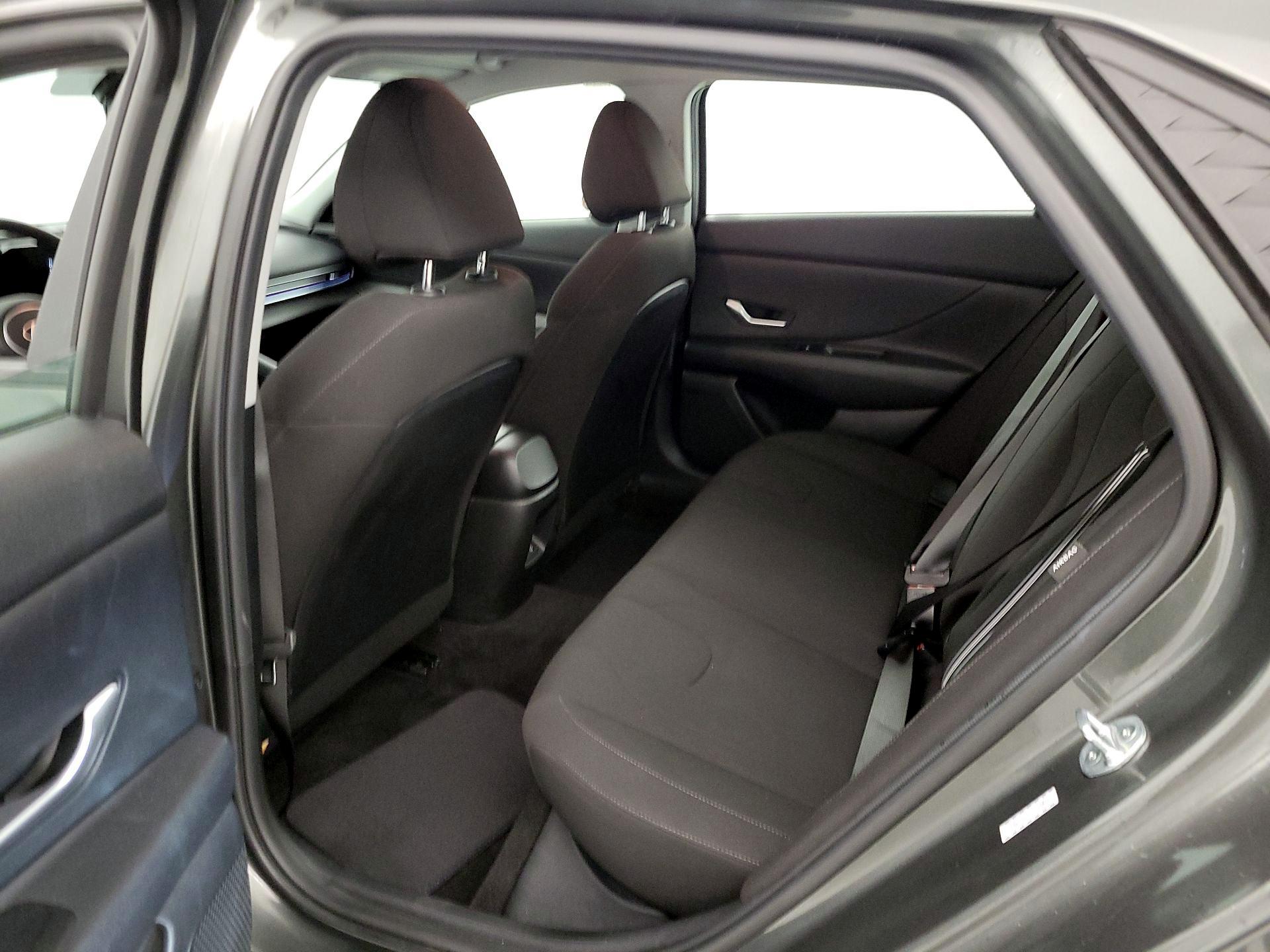 Thumbnail: 2024 Hyundai Elantra - 20