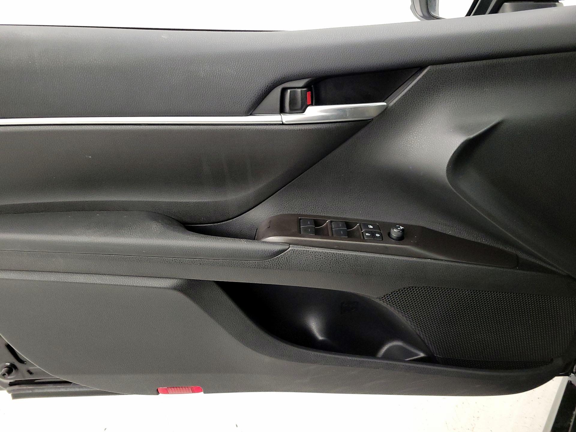 Thumbnail: 2024 Toyota Camry - 12