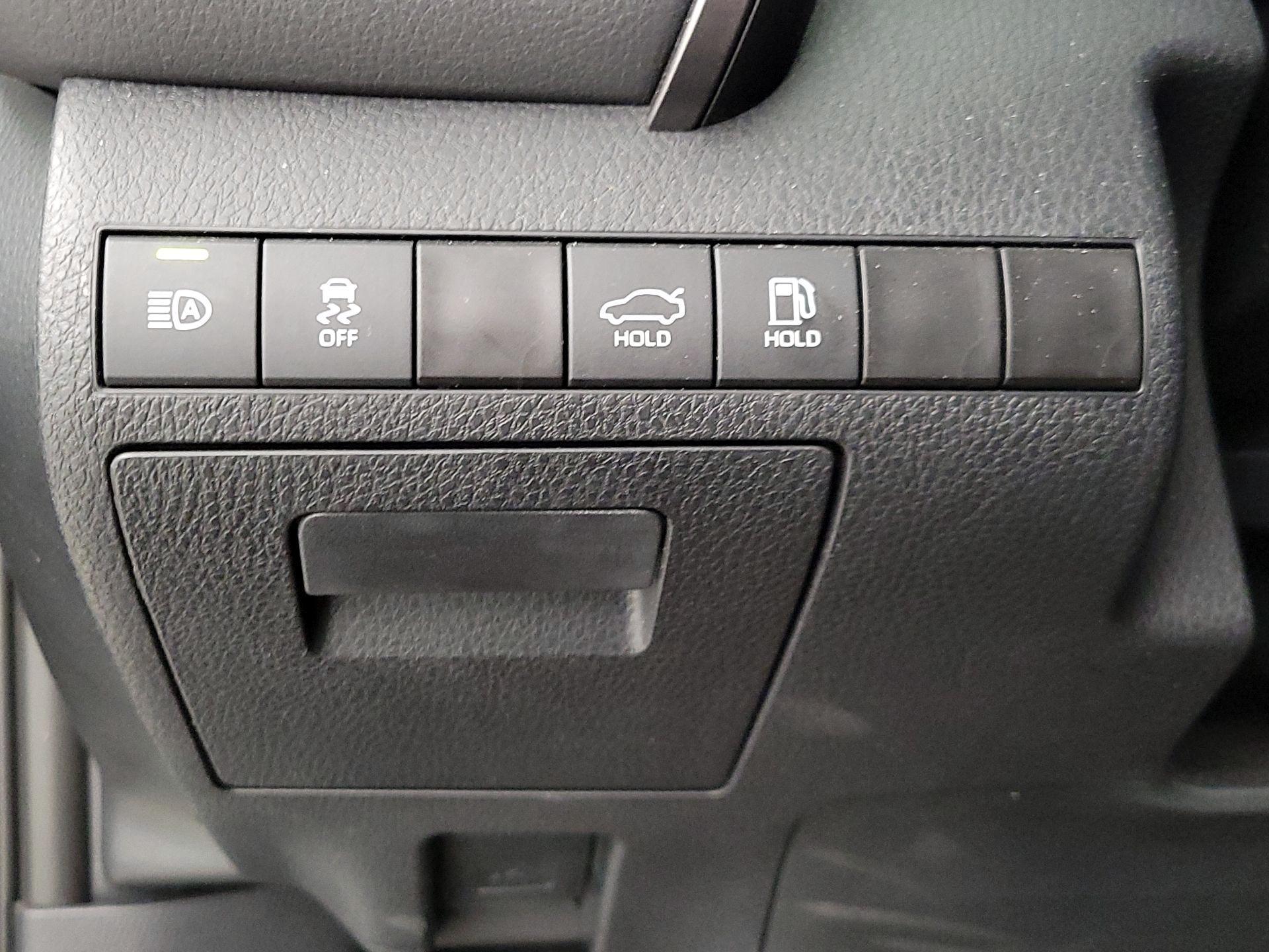 Thumbnail: 2024 Toyota Camry - 13