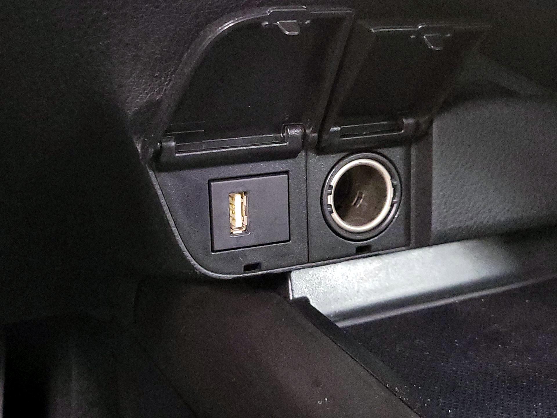 Thumbnail: 2024 Toyota Camry - 18