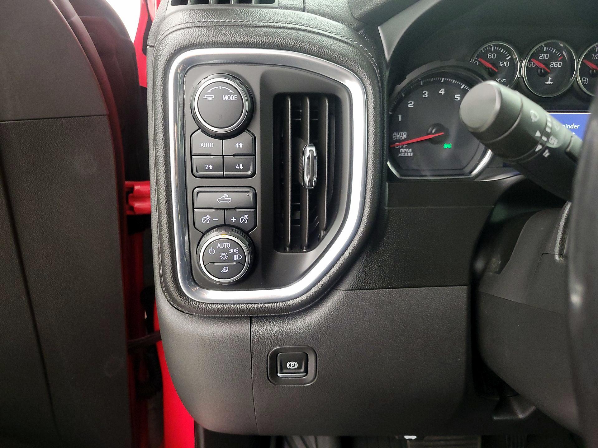 Thumbnail: 2020 Chevrolet Silverado 1500 - 13