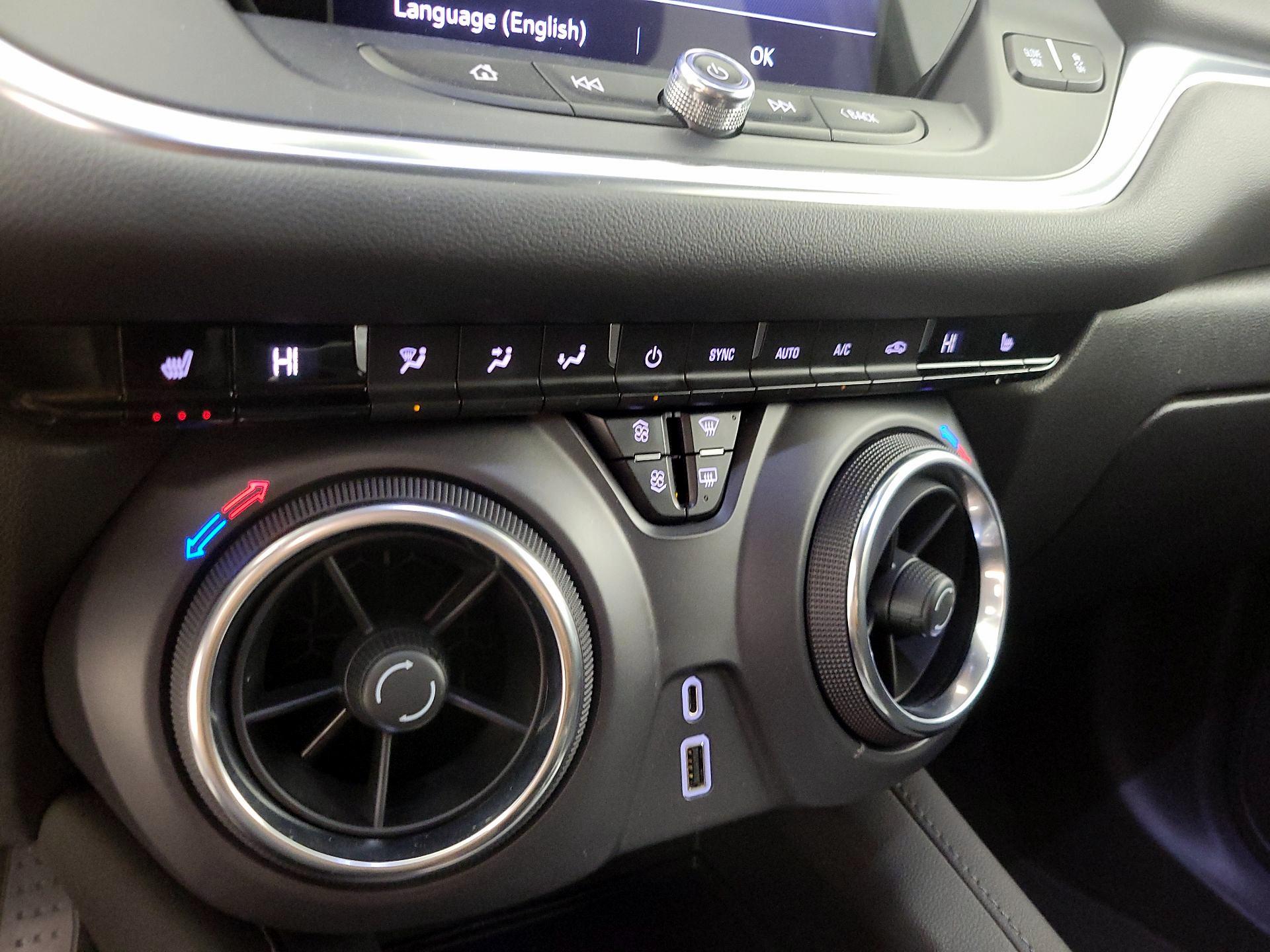 Thumbnail: 2021 Chevrolet Blazer - 16