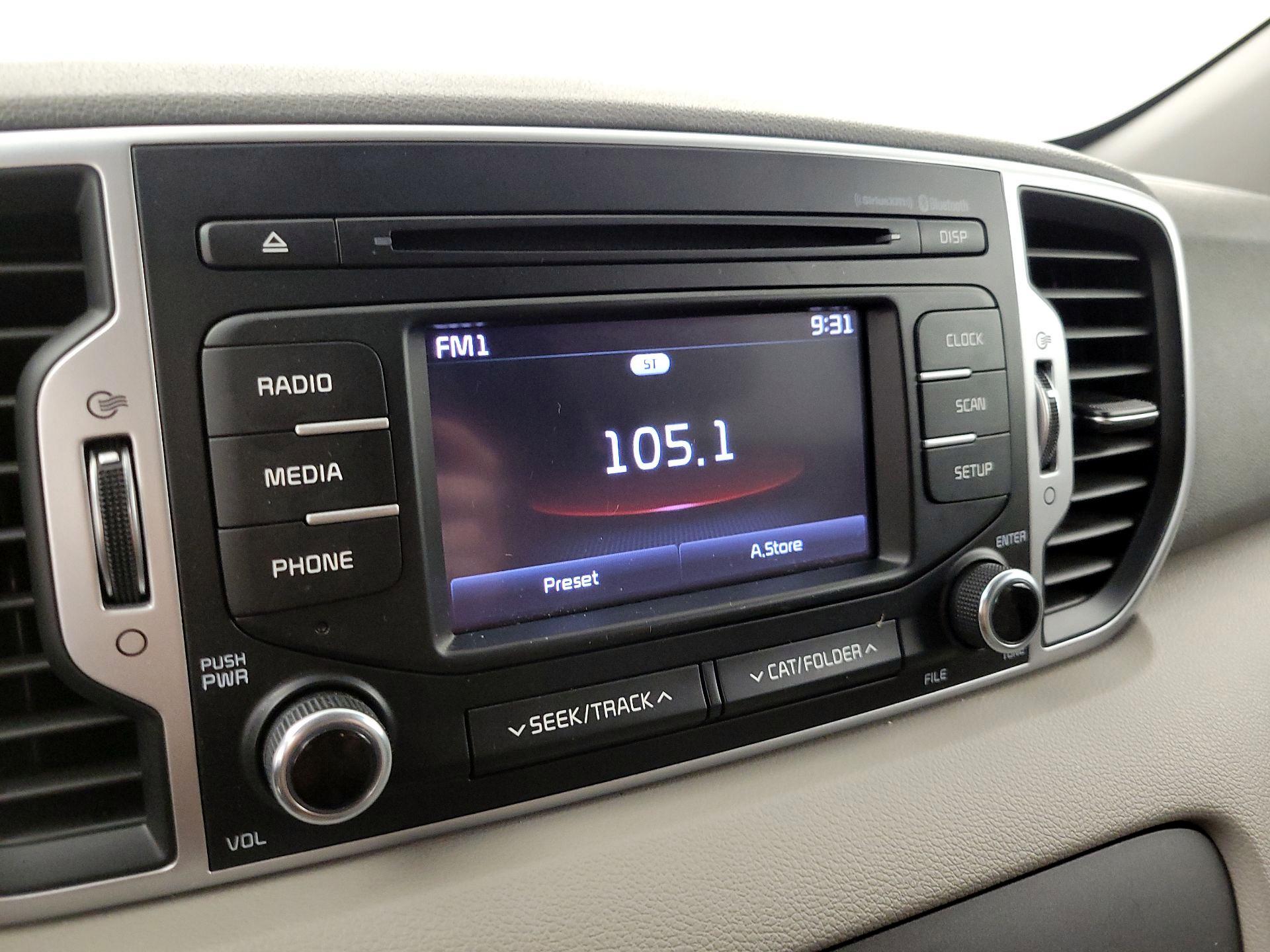 Thumbnail: 2017 Kia Sportage - 15