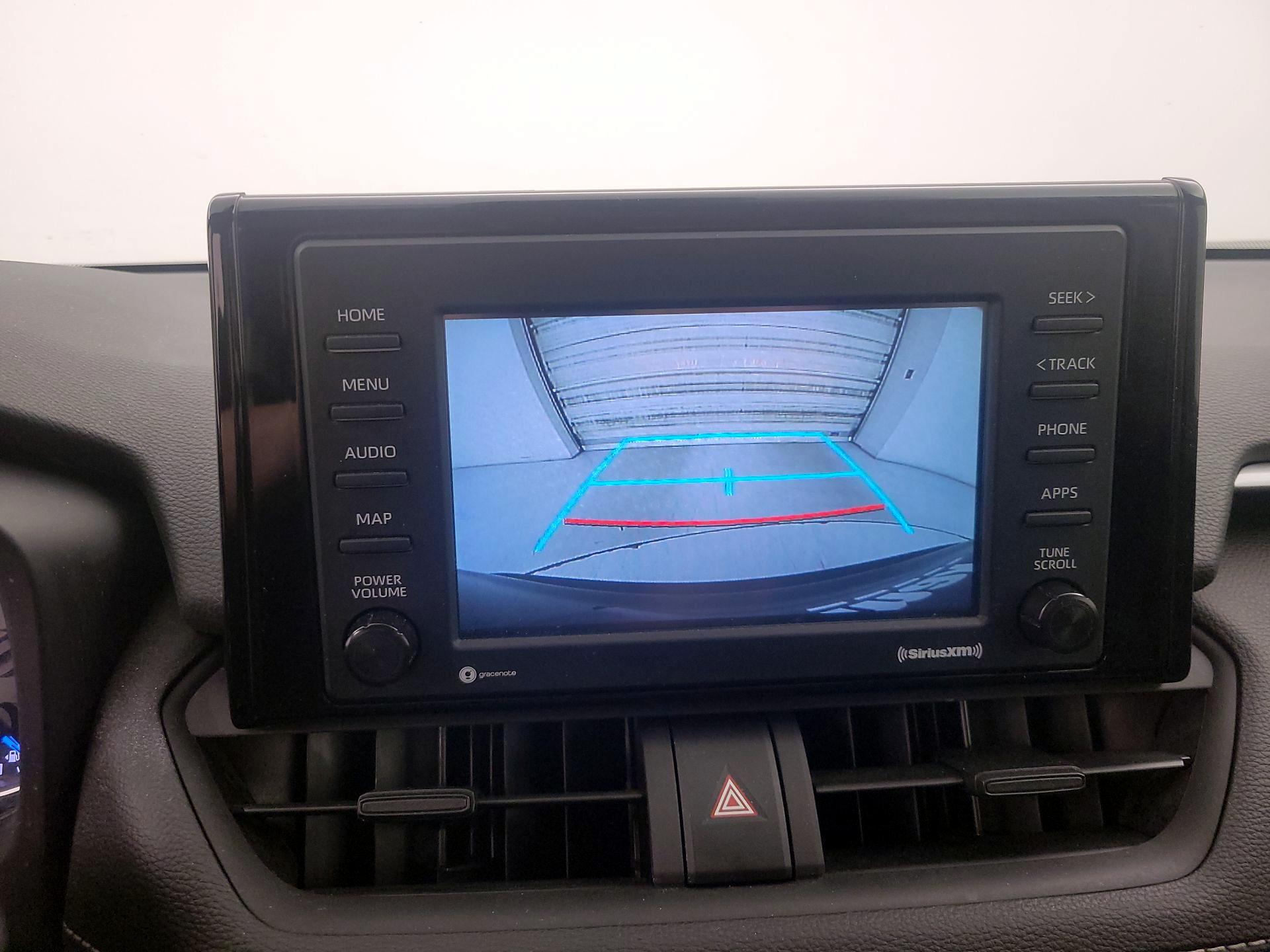 Thumbnail: 2021 Toyota RAV4 - 14