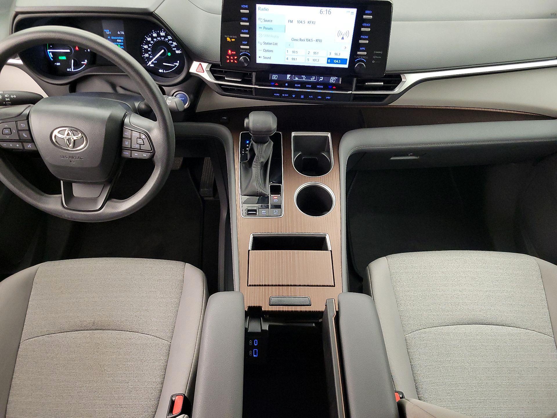 Thumbnail: 2024 Toyota Sienna - 9