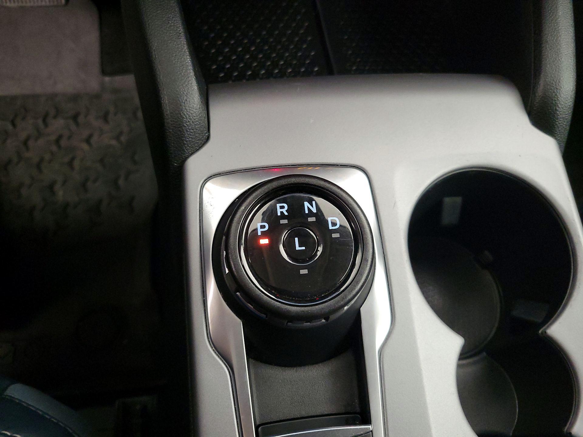 Thumbnail: 2022 Ford Bronco Sport - 15