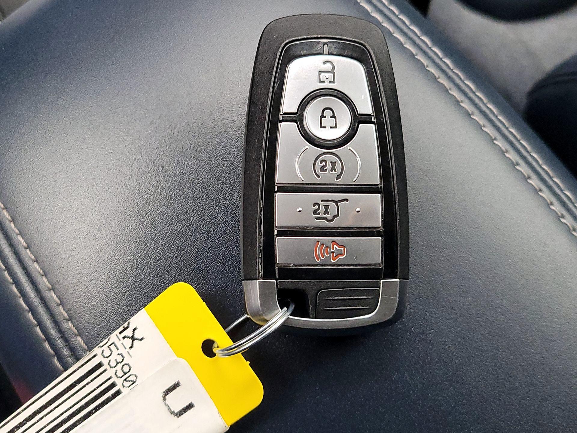 Thumbnail: 2022 Ford Bronco Sport - 19