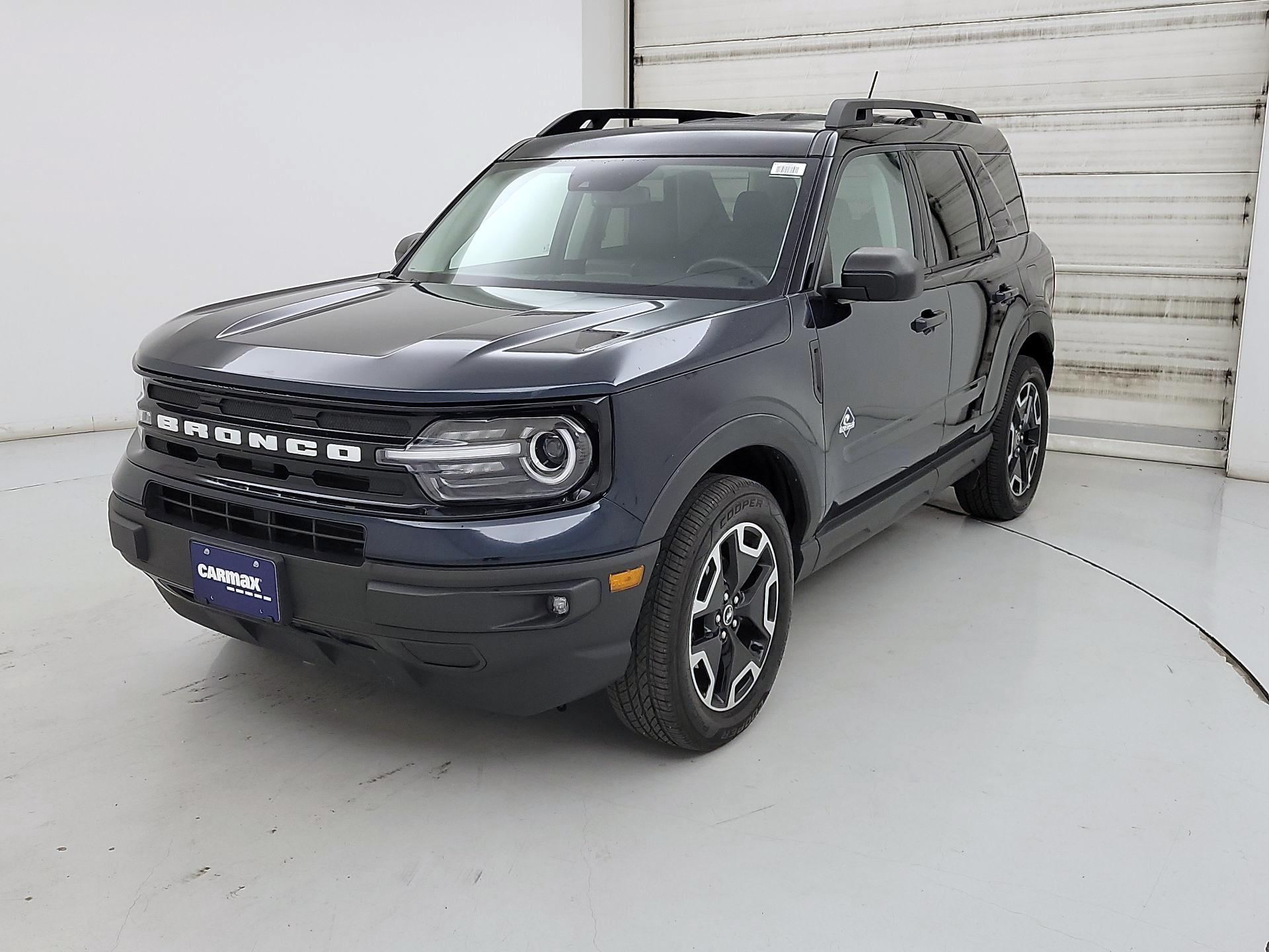 Thumbnail: 2022 Ford Bronco Sport - 3