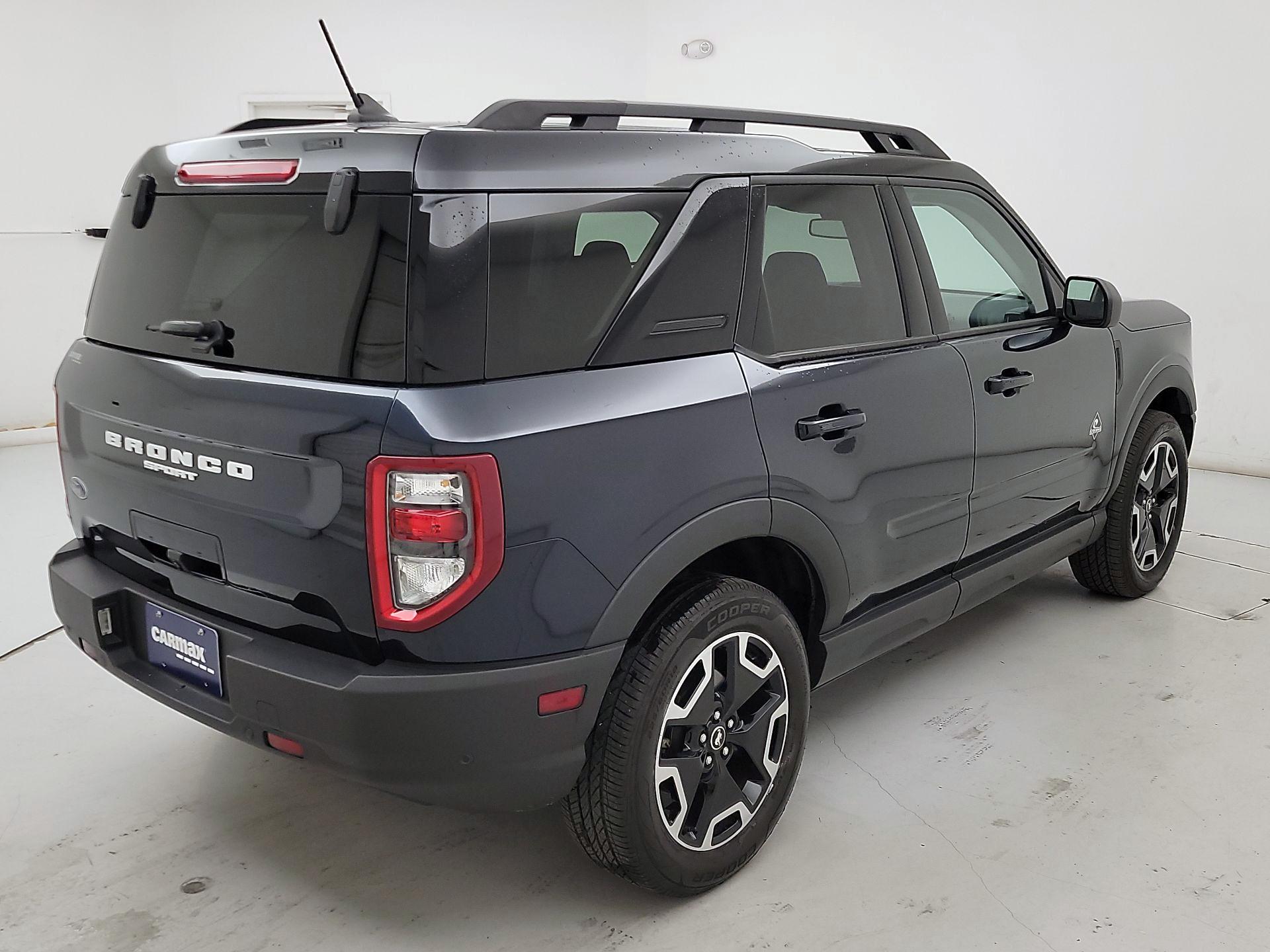 Thumbnail: 2022 Ford Bronco Sport - 5