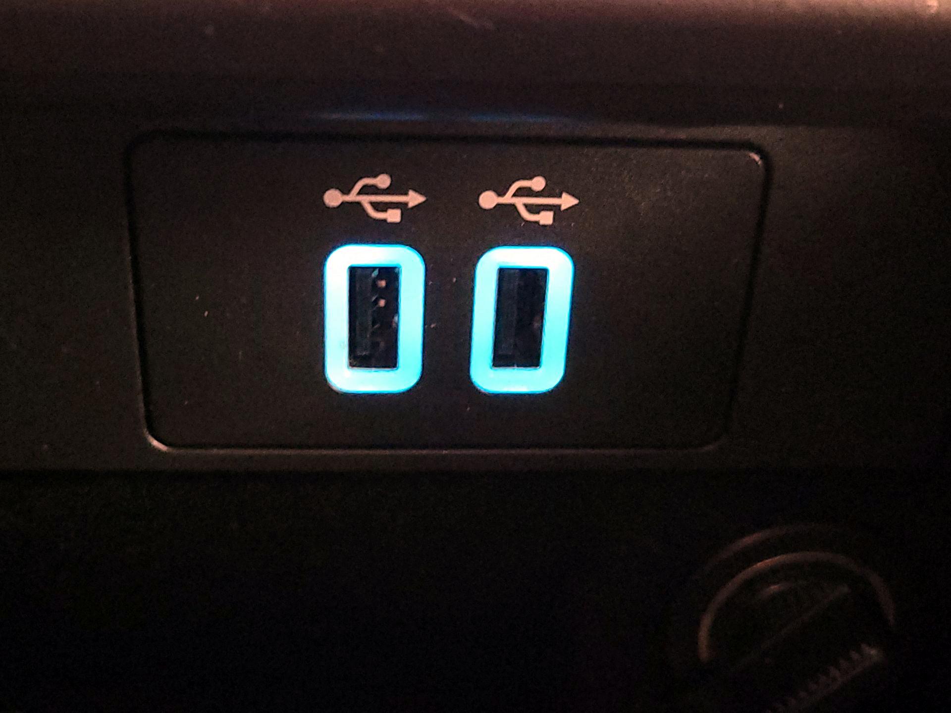 Thumbnail: 2016 Ford Taurus - 19