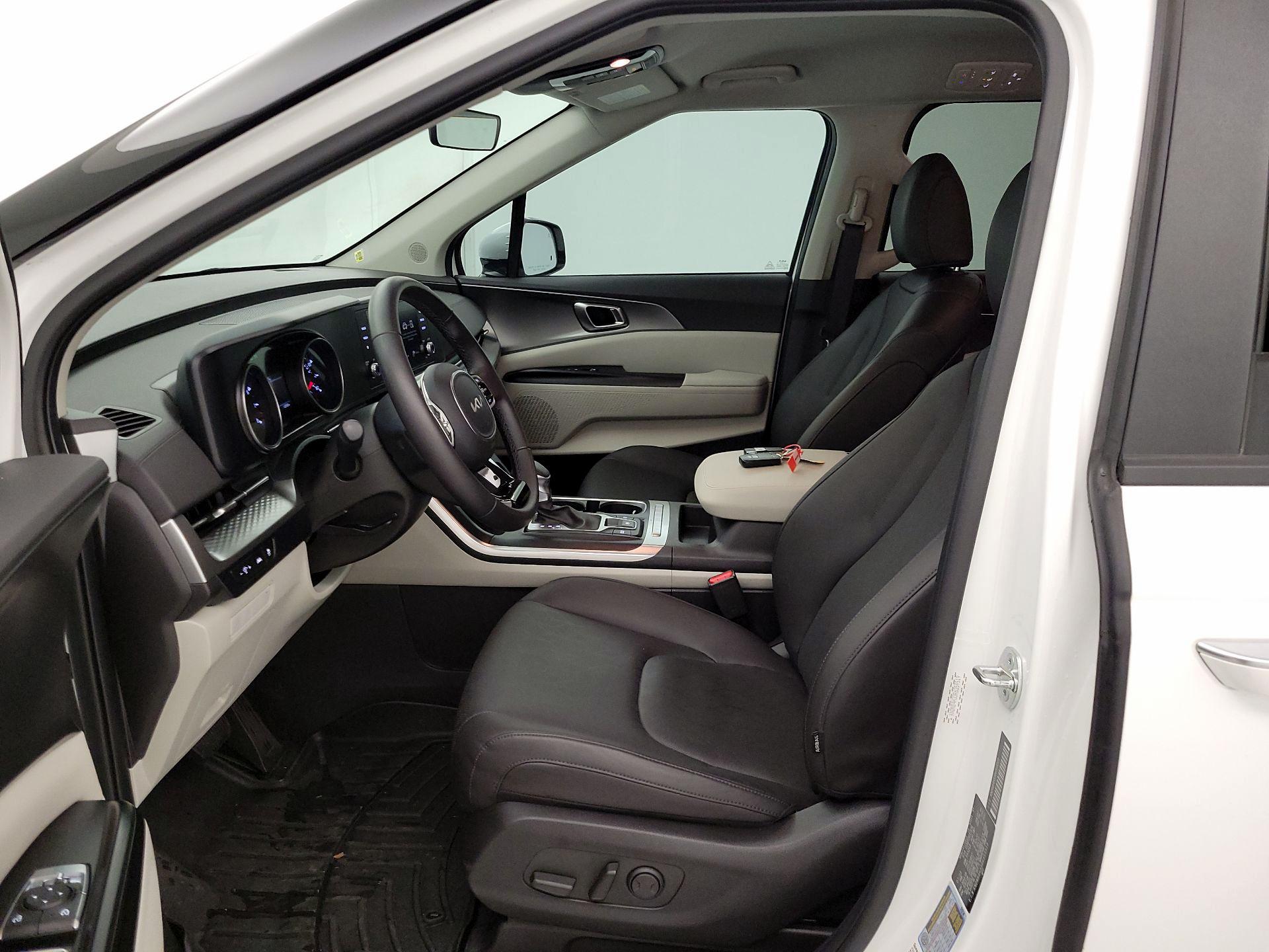 Thumbnail: 2024 Kia Carnival - 11