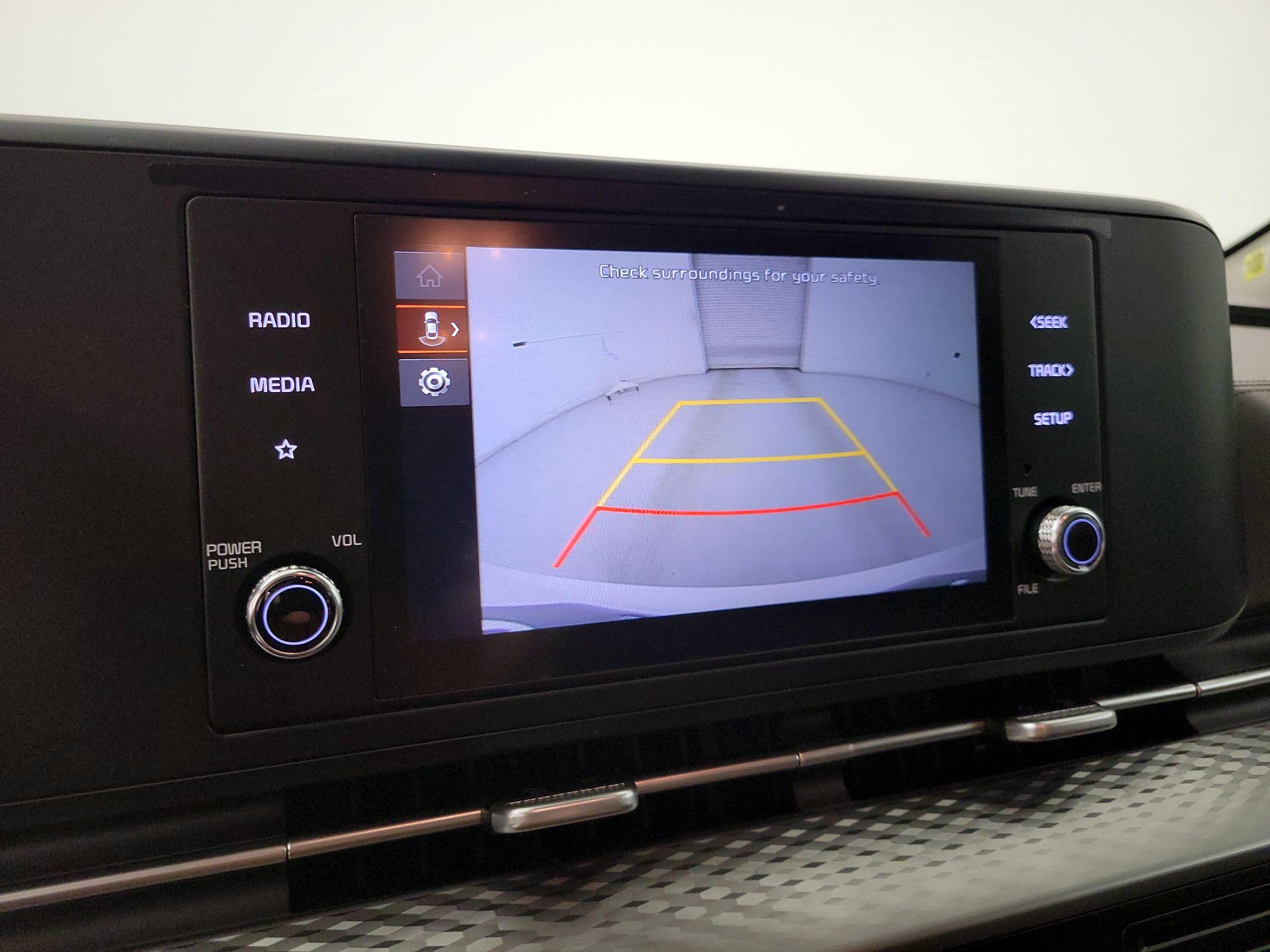 Thumbnail: 2024 Kia Carnival - 14