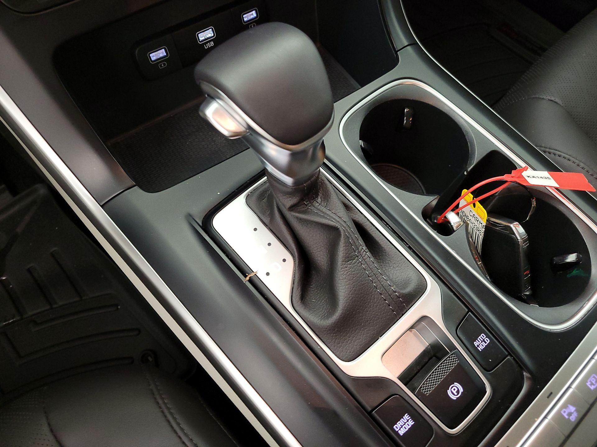 Thumbnail: 2024 Kia Carnival - 17