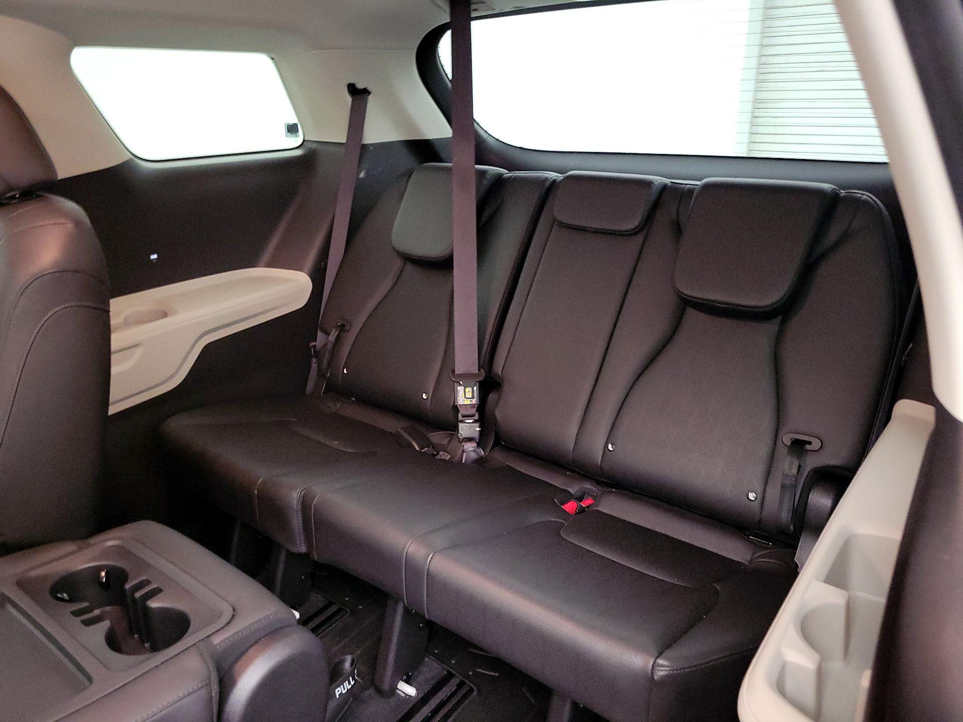 Thumbnail: 2024 Kia Carnival - 20