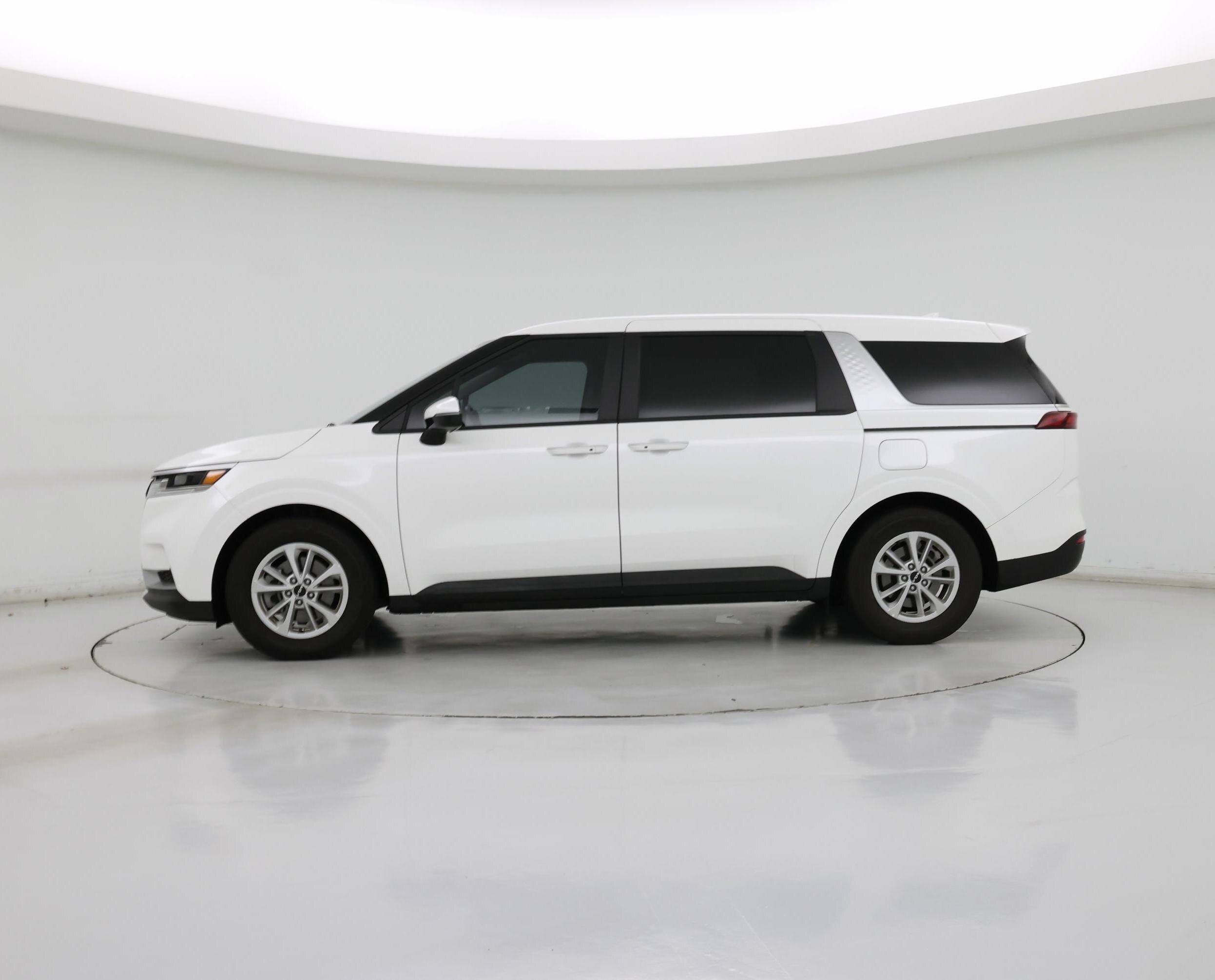 Thumbnail: 2024 Kia Carnival - 3