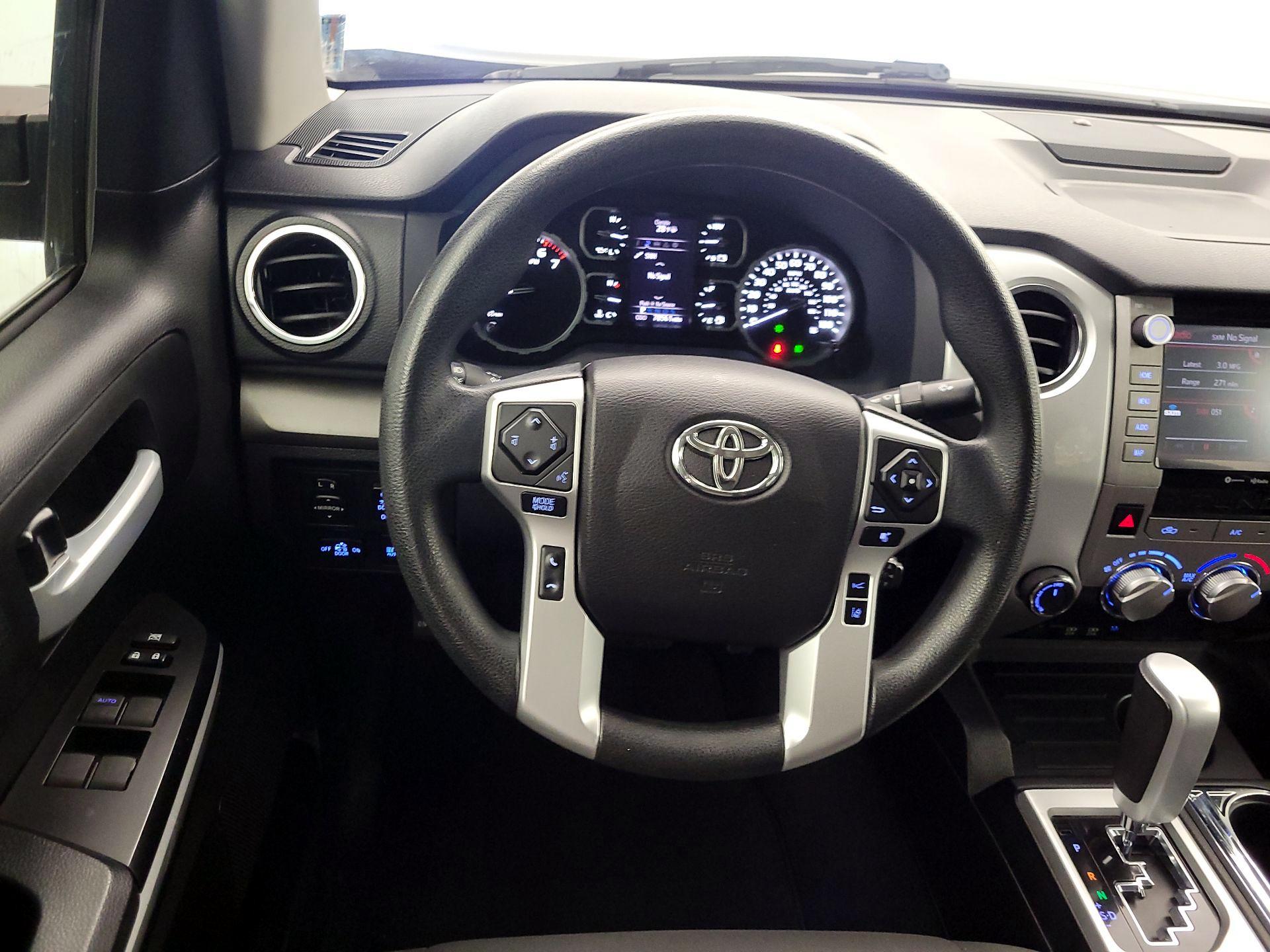 Thumbnail: 2021 Toyota Tundra - 10