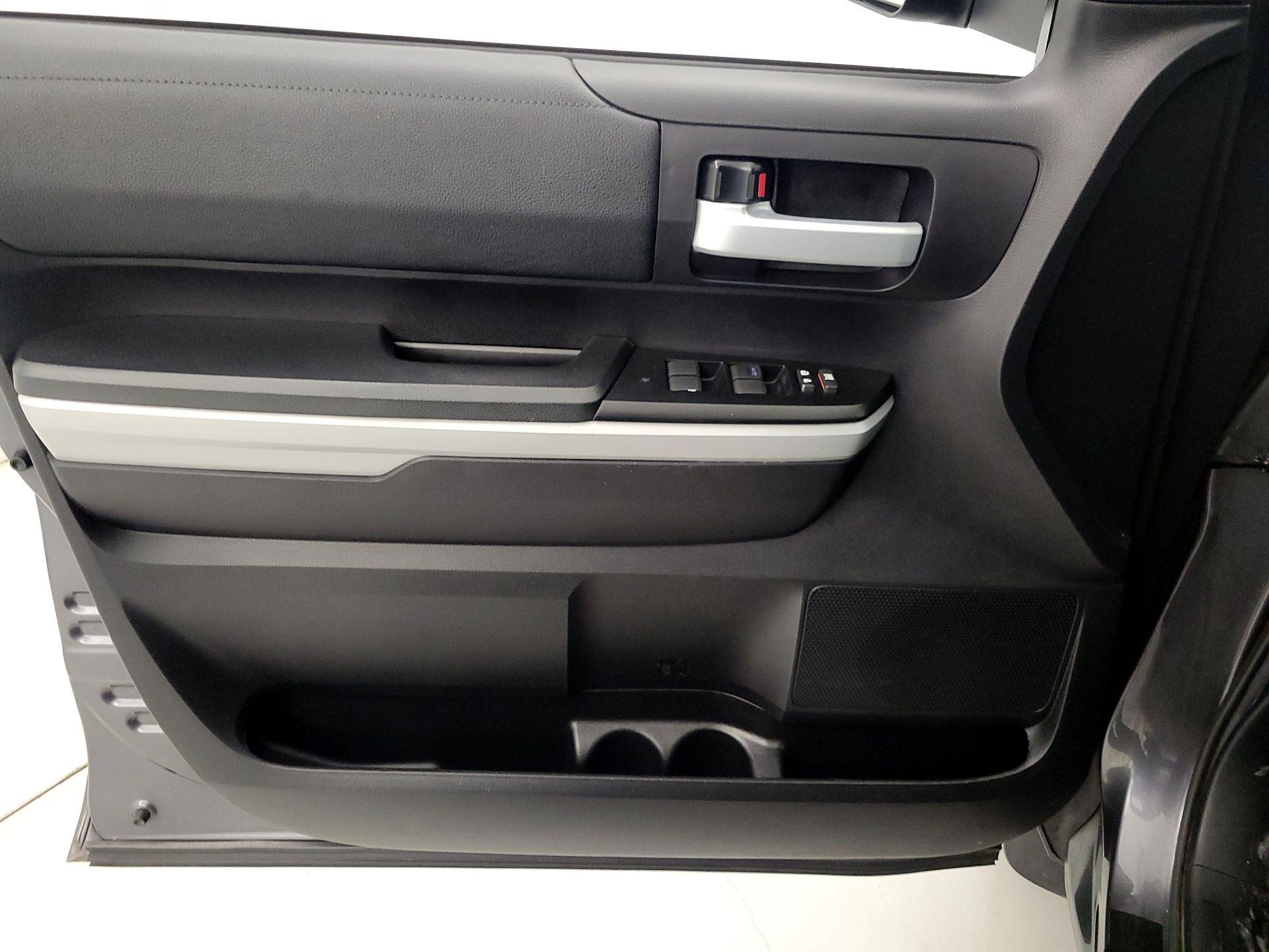 Thumbnail: 2021 Toyota Tundra - 12