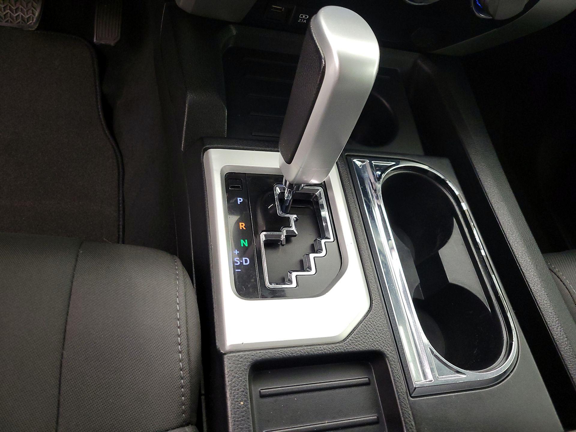 Thumbnail: 2021 Toyota Tundra - 17