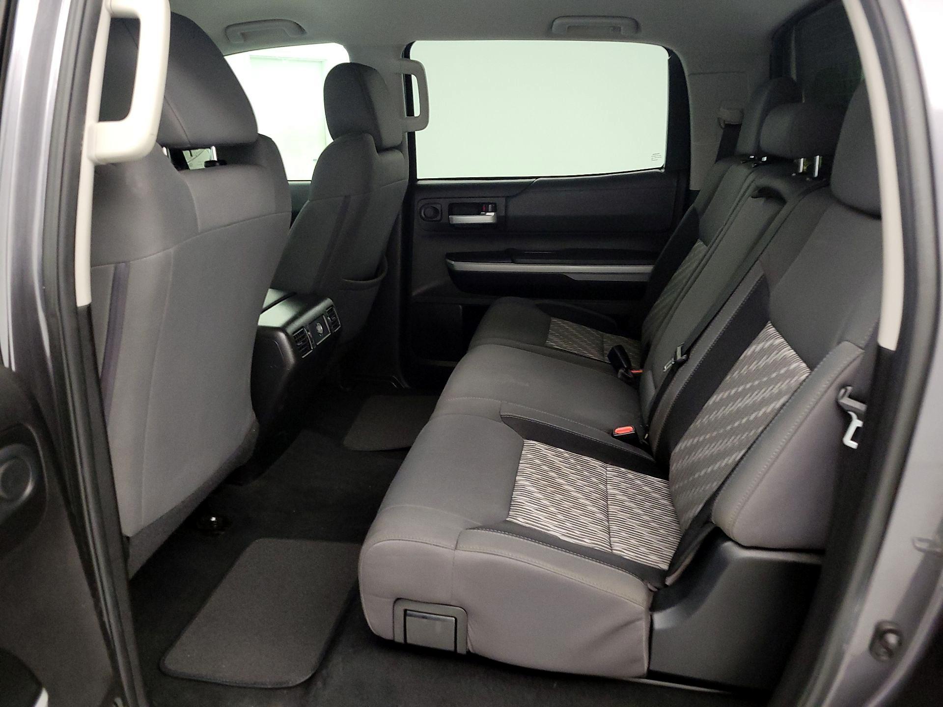 Thumbnail: 2021 Toyota Tundra - 19