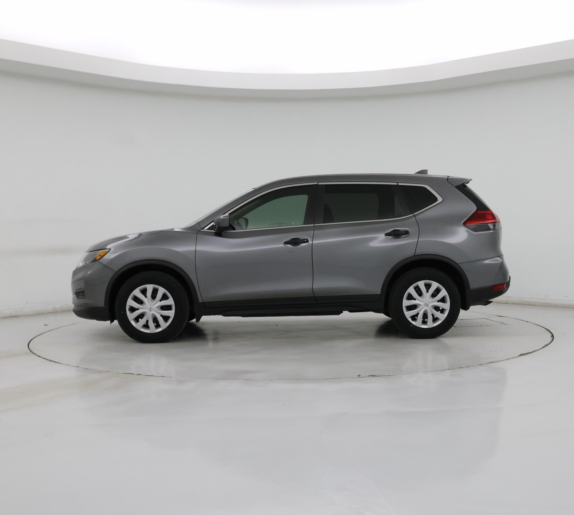 Thumbnail: 2017 Nissan Rogue - 3