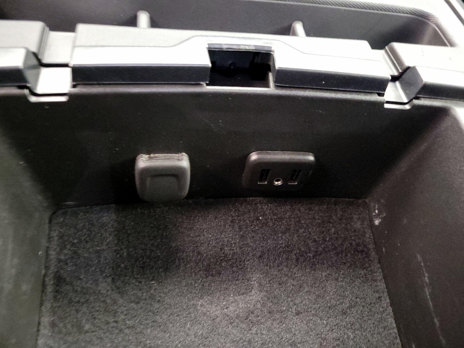 Thumbnail: 2017 Chevrolet Silverado 1500 - 17