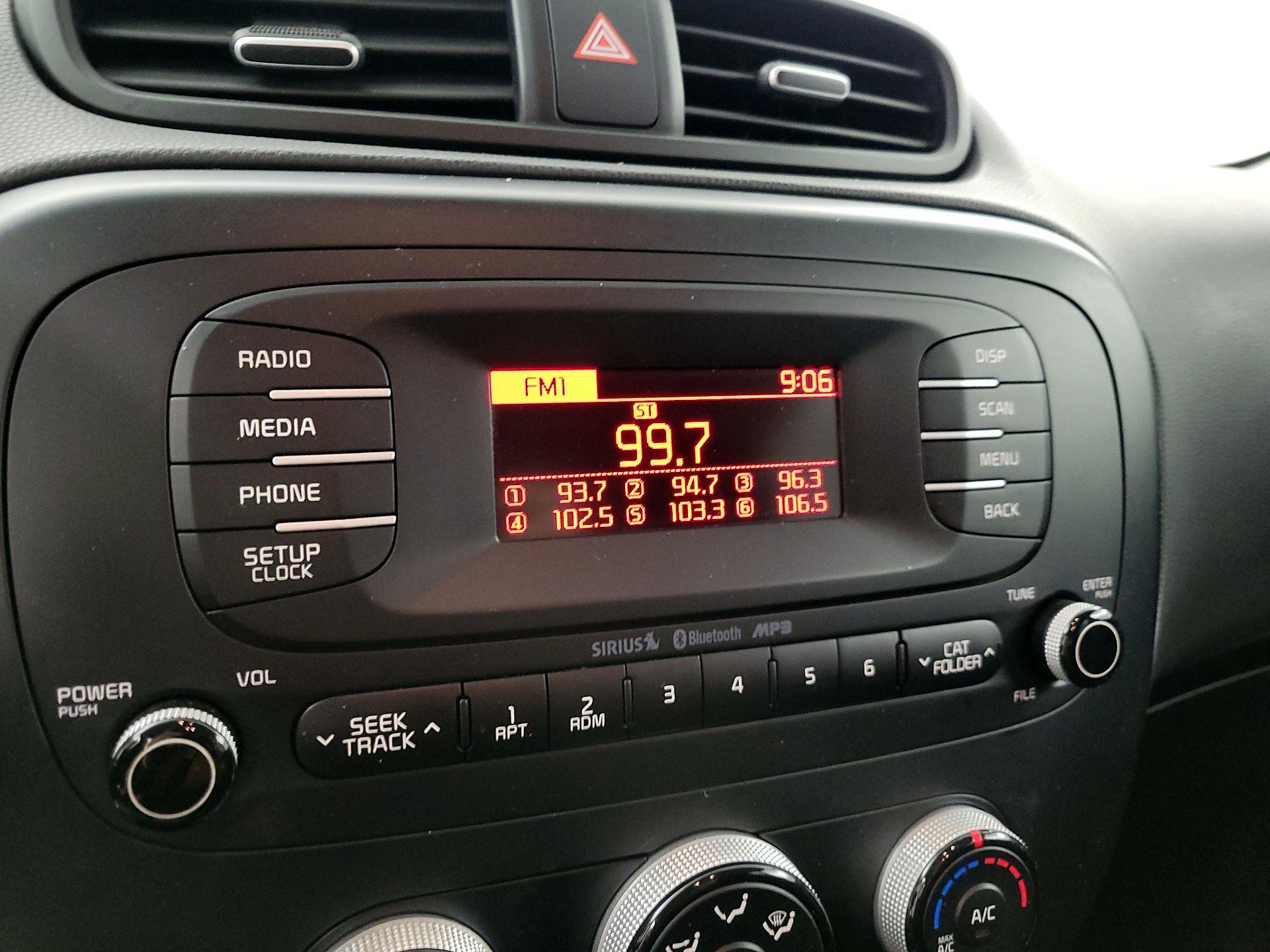 Thumbnail: 2015 Kia Soul - 14