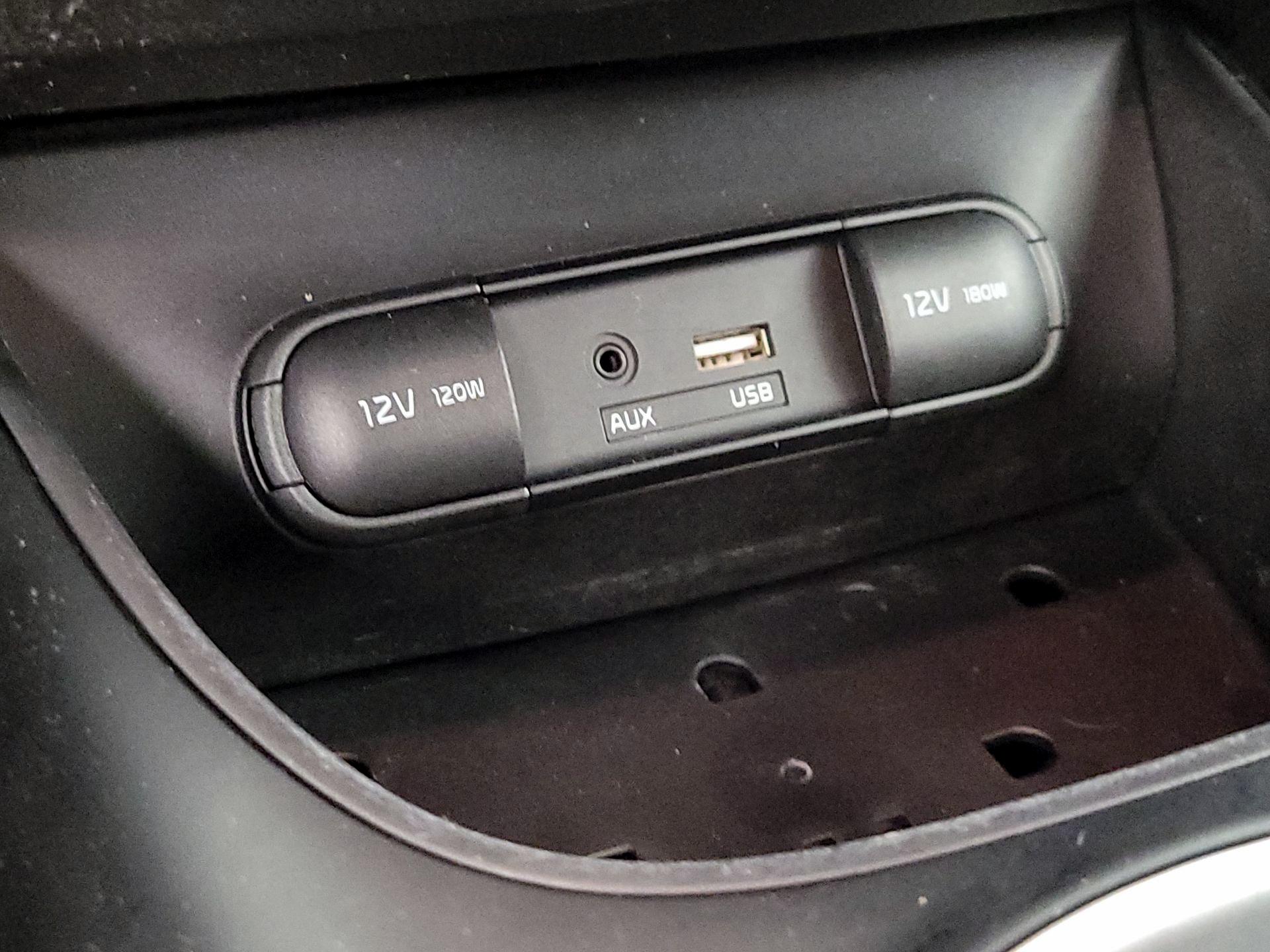 Thumbnail: 2015 Kia Soul - 17