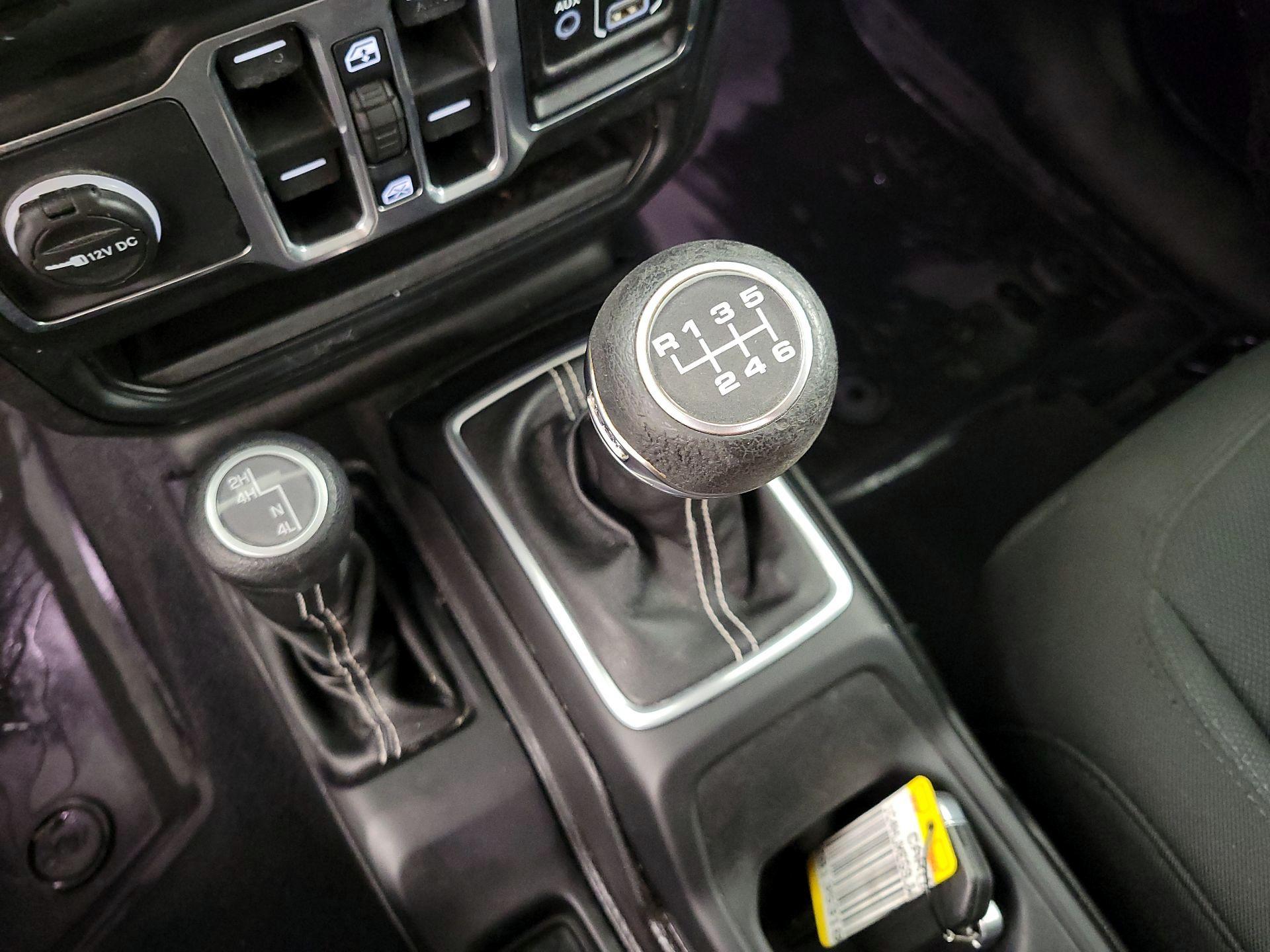 Thumbnail: 2018 Jeep Wrangler - 18