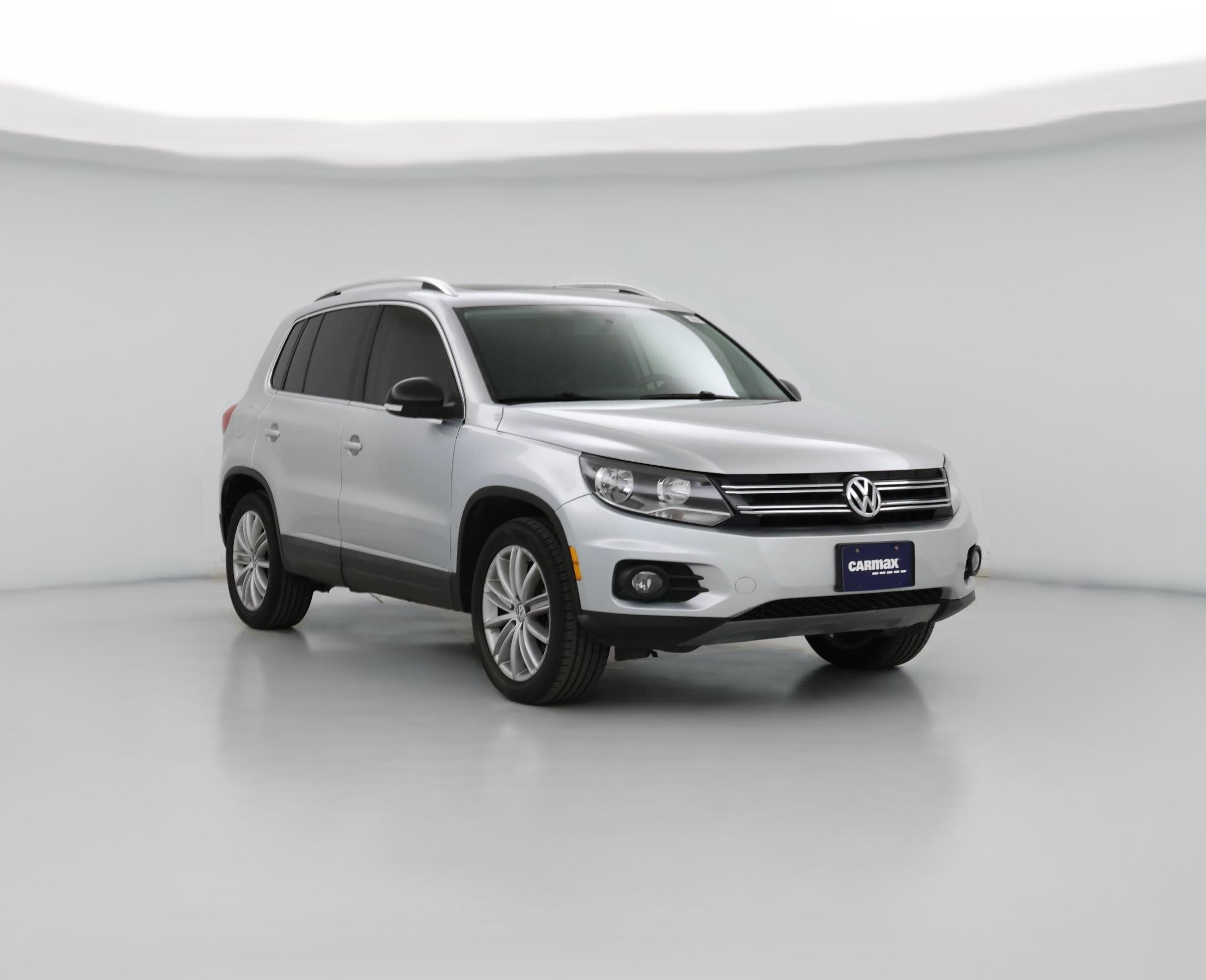 Thumbnail: 2015 Volkswagen Tiguan - 1