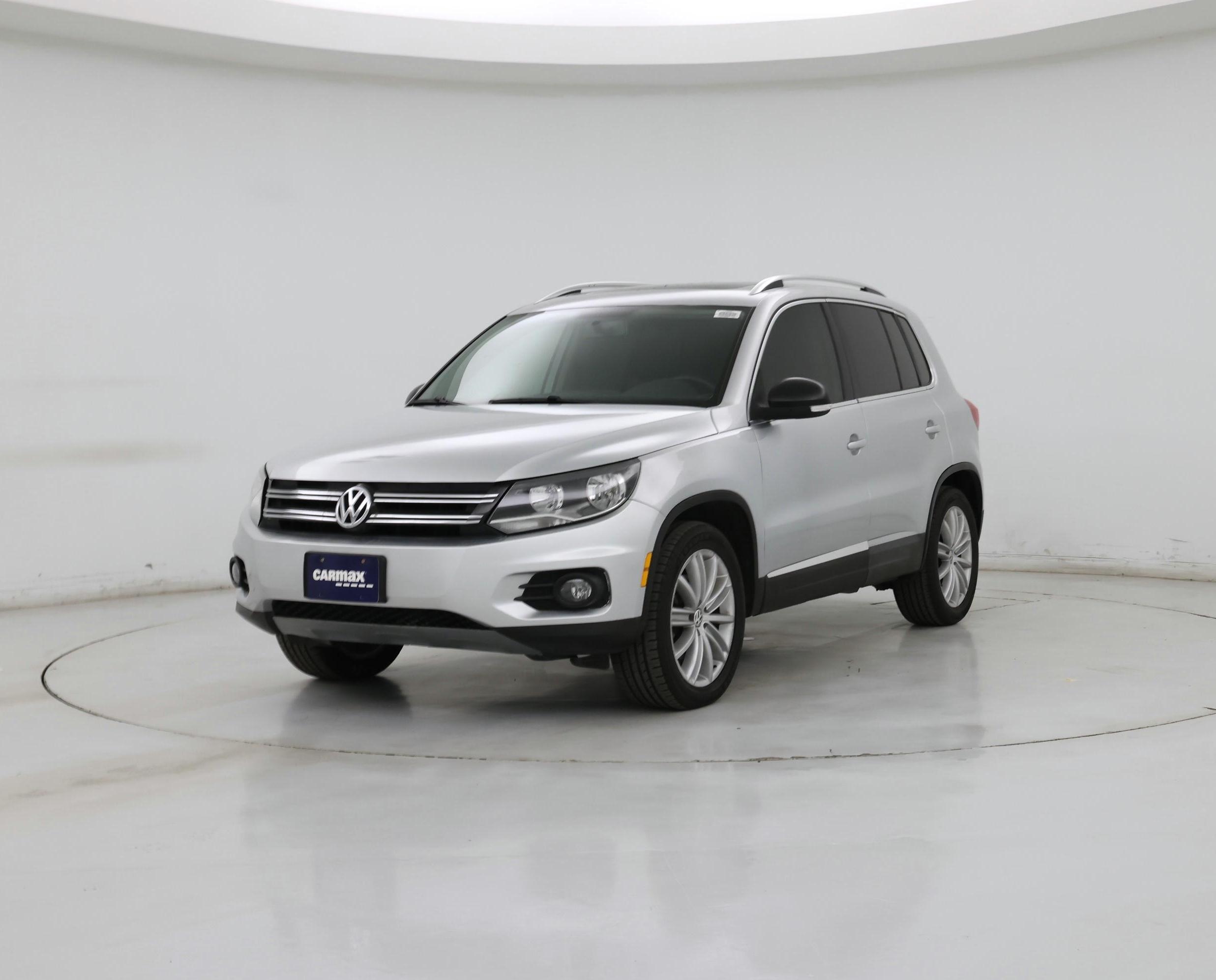 Thumbnail: 2015 Volkswagen Tiguan - 4