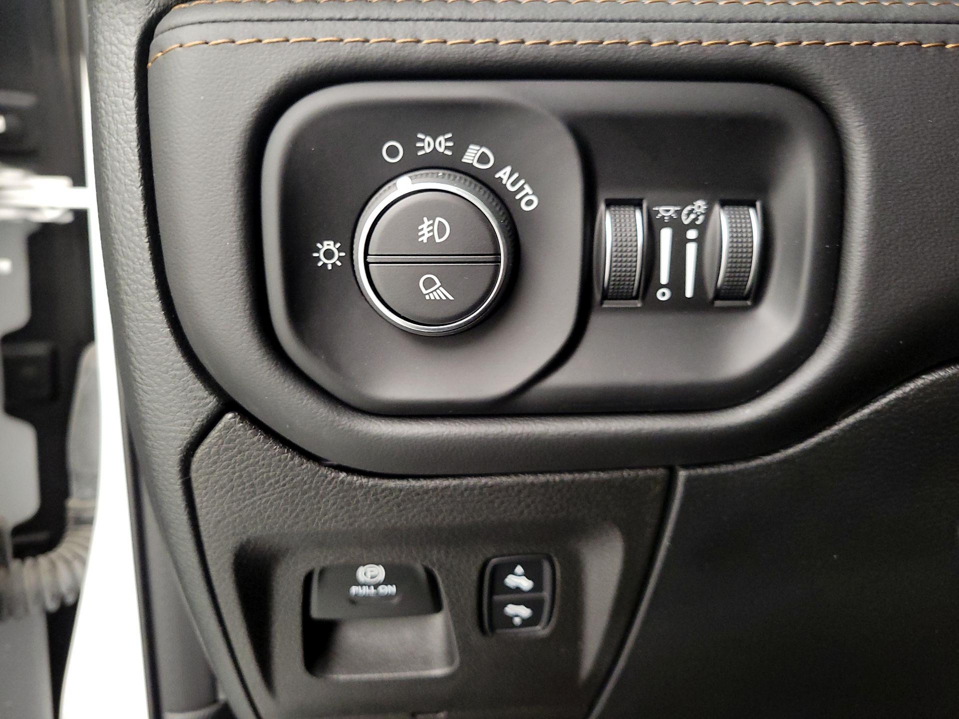 Thumbnail: 2022 RAM 1500 - 13