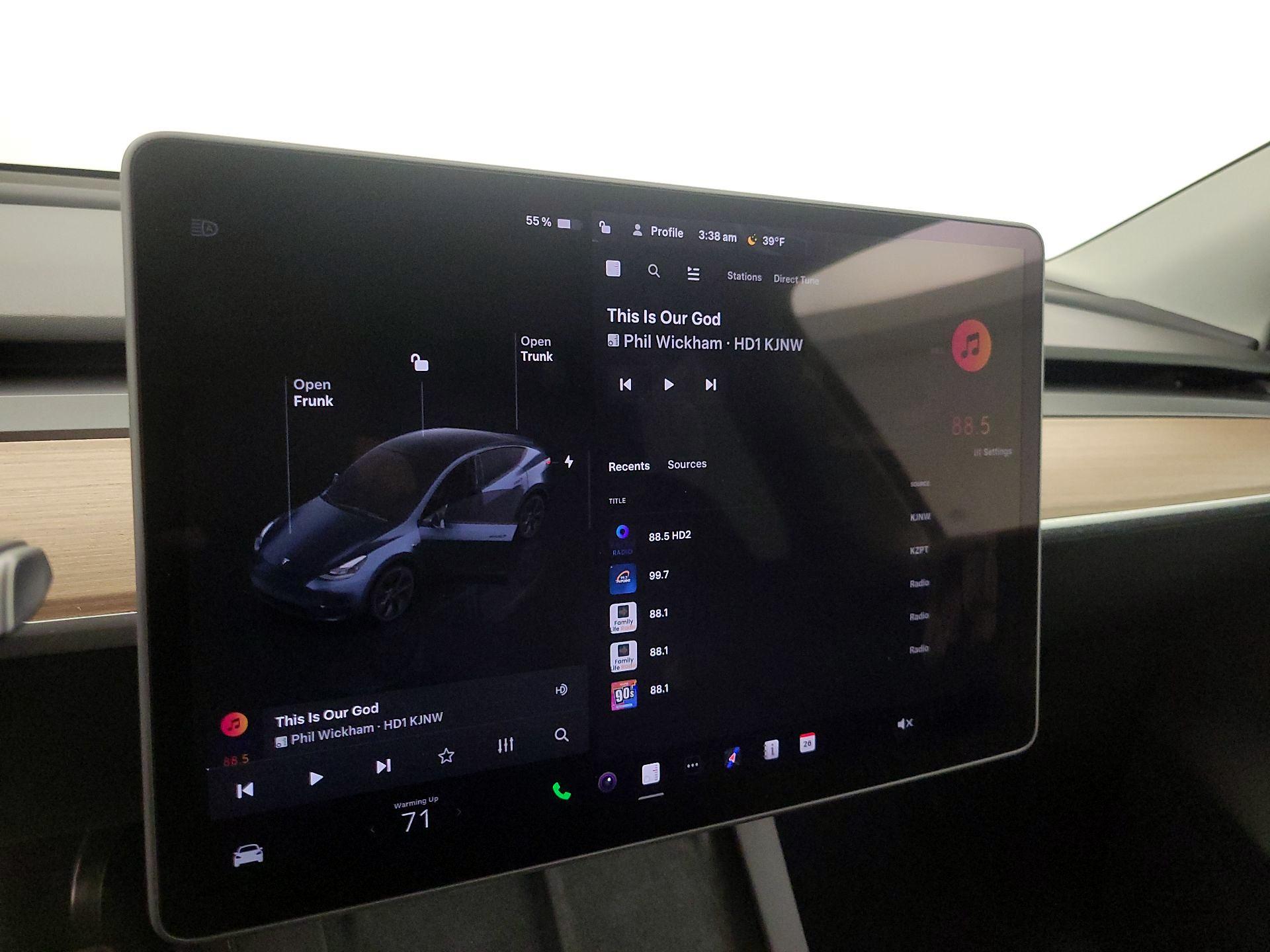 Thumbnail: 2025 Tesla Model Y - 16