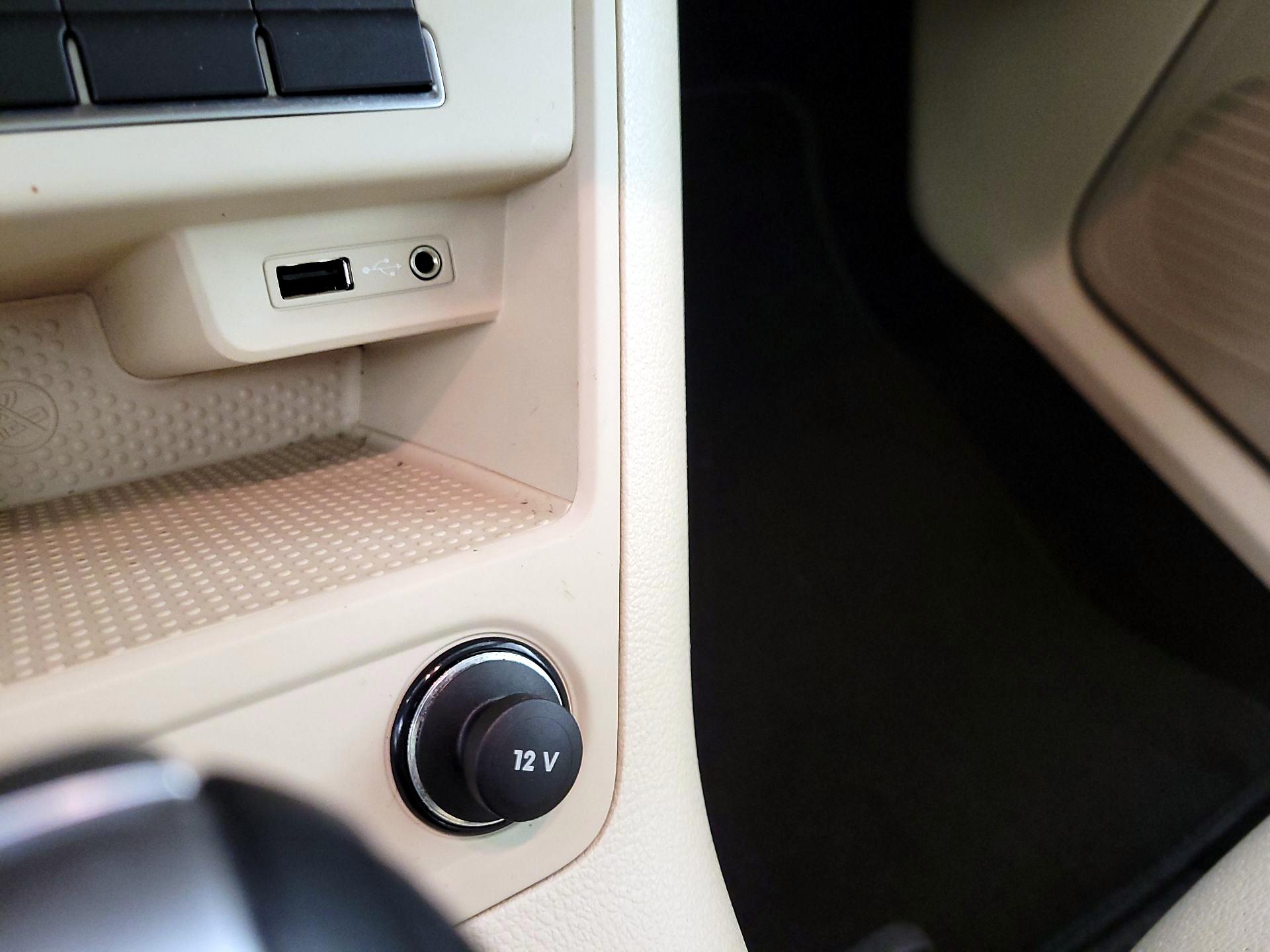 Thumbnail: 2016 Volkswagen Tiguan - 19