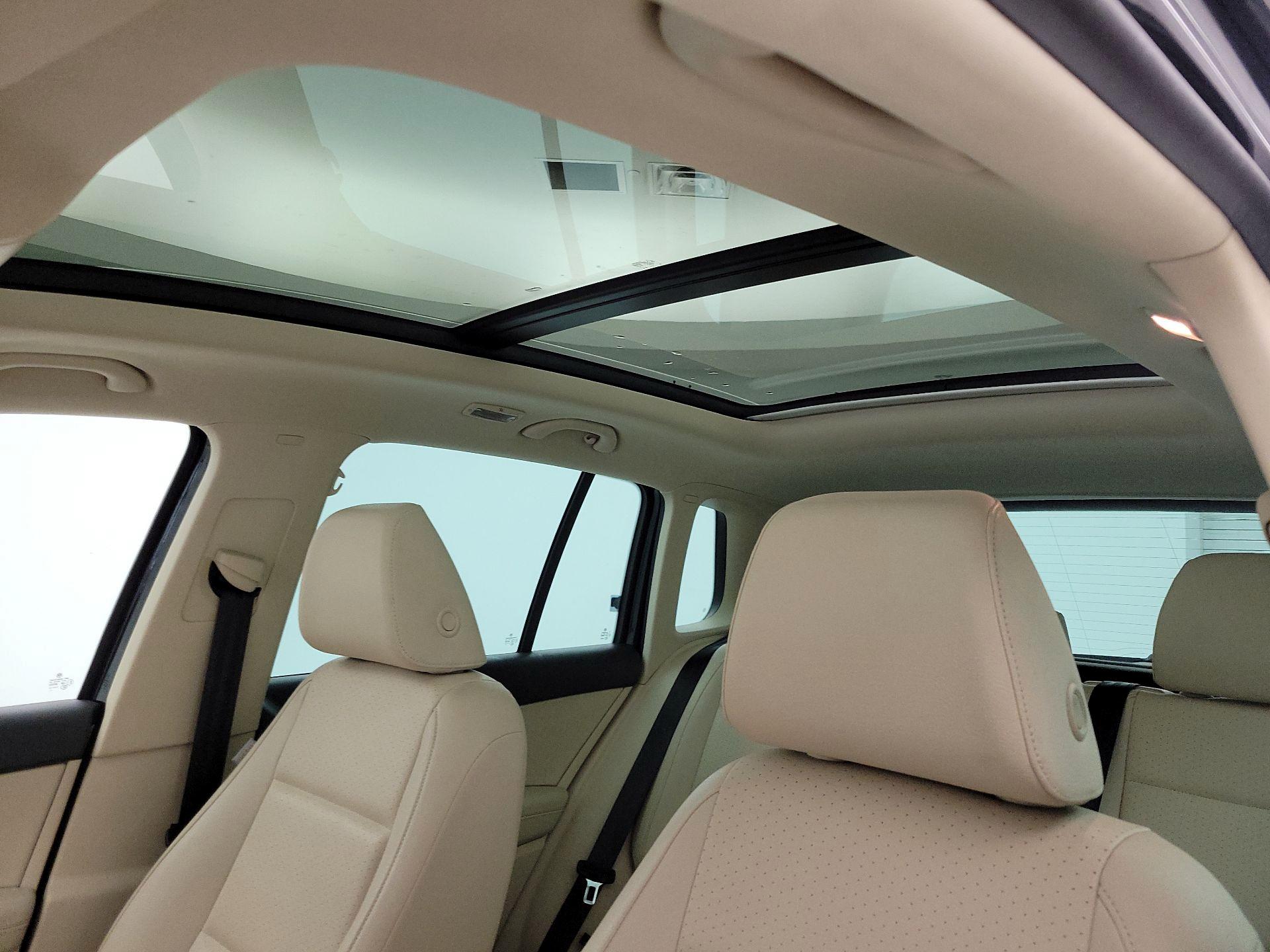 Thumbnail: 2016 Volkswagen Tiguan - 20