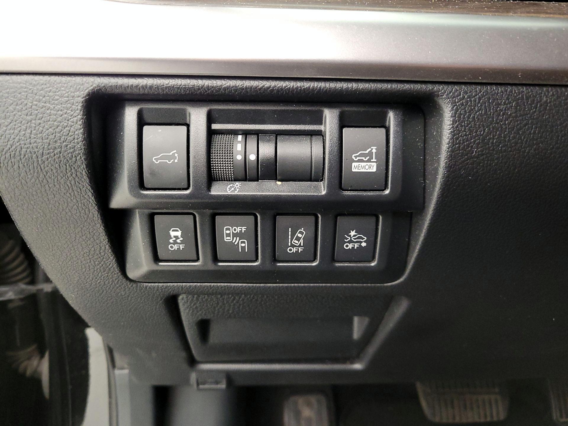 Thumbnail: 2018 Subaru Outback - 13