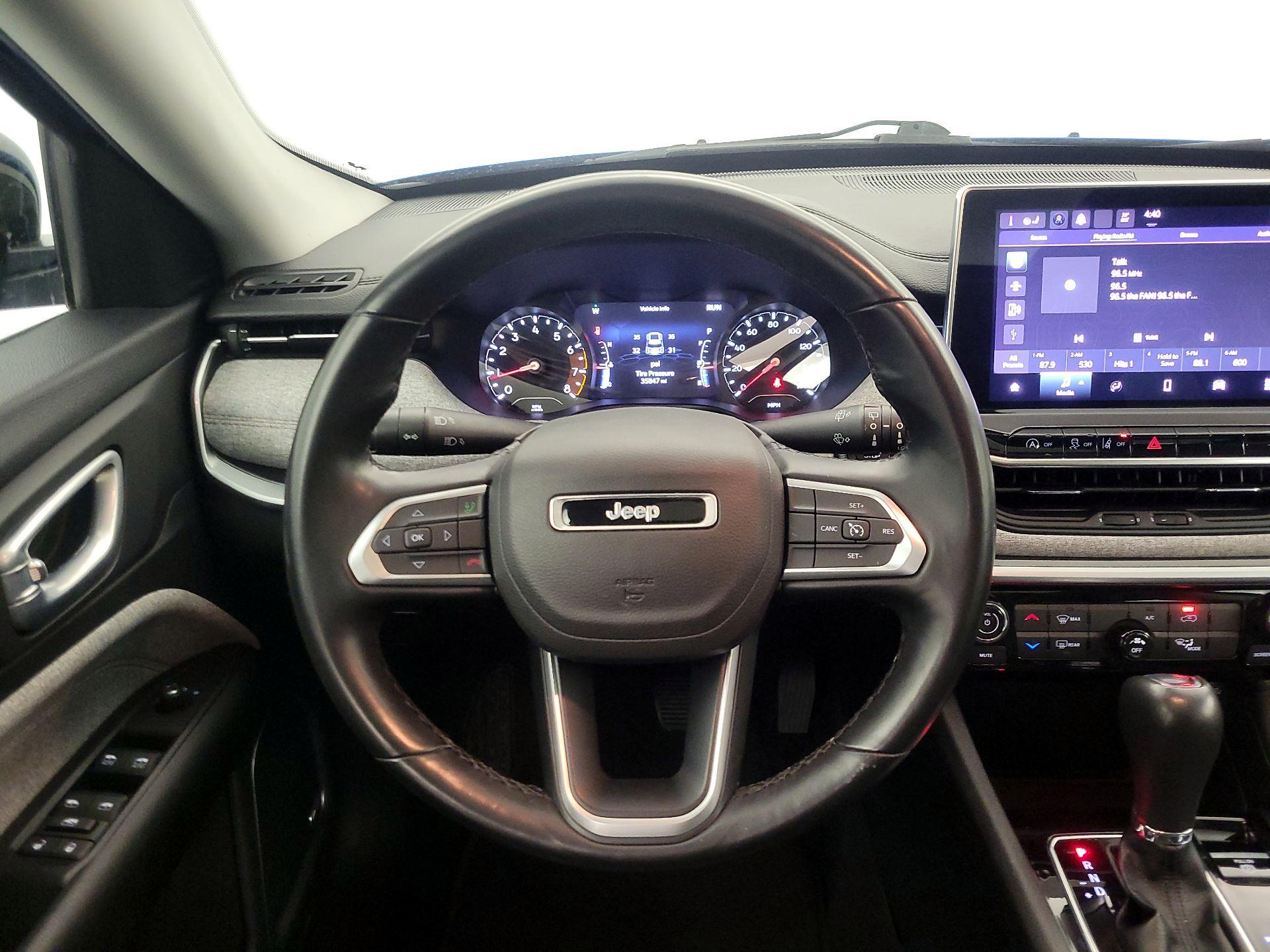 Thumbnail: 2022 Jeep Compass - 10