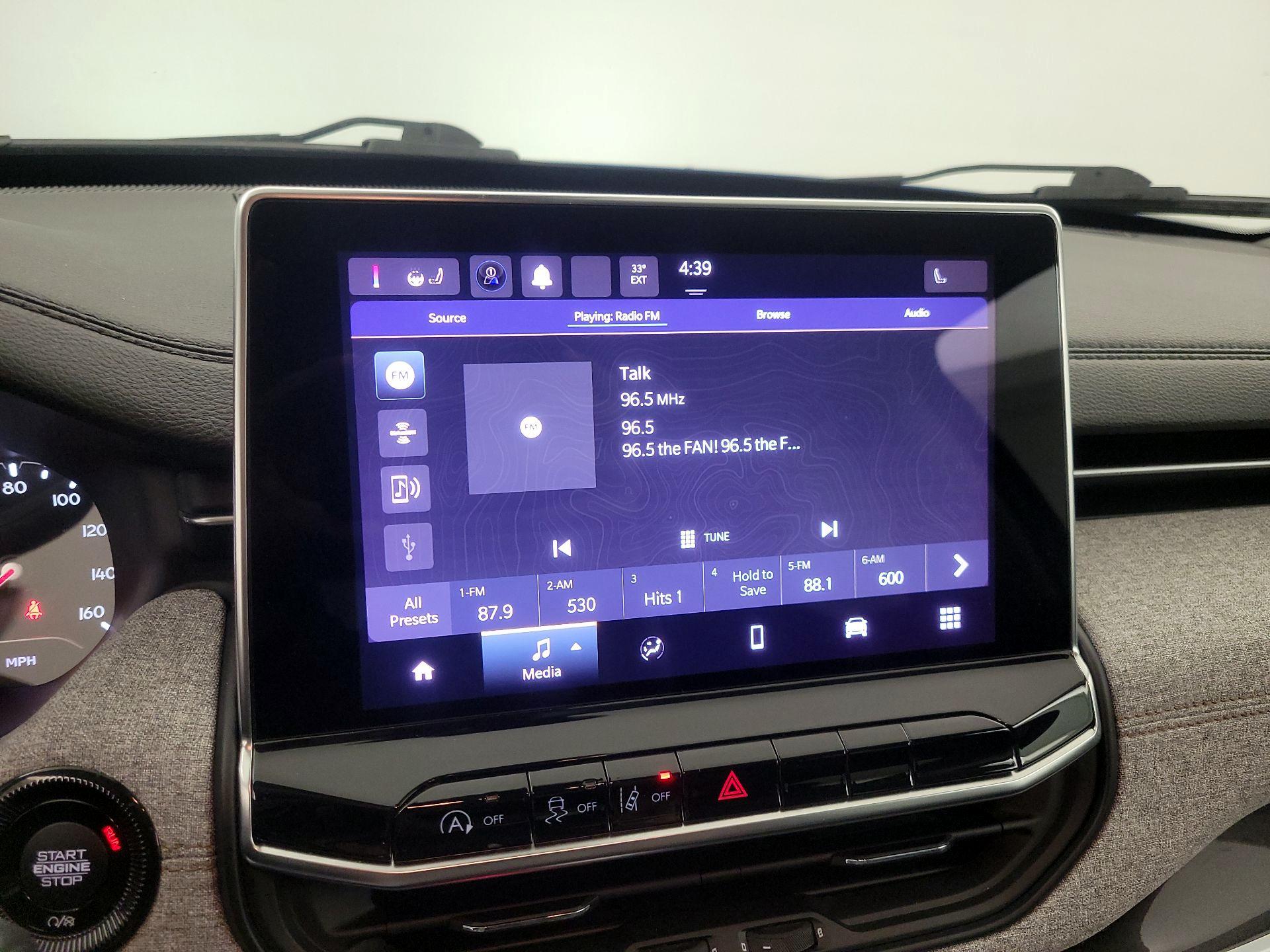 Thumbnail: 2022 Jeep Compass - 15