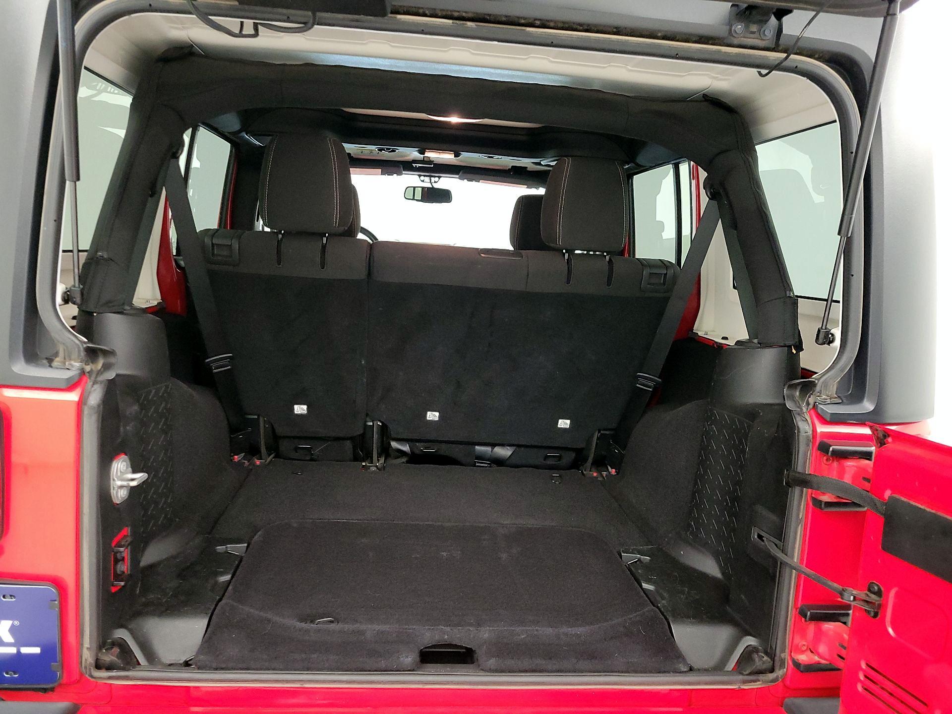 Thumbnail: 2018 Jeep Wrangler - 18