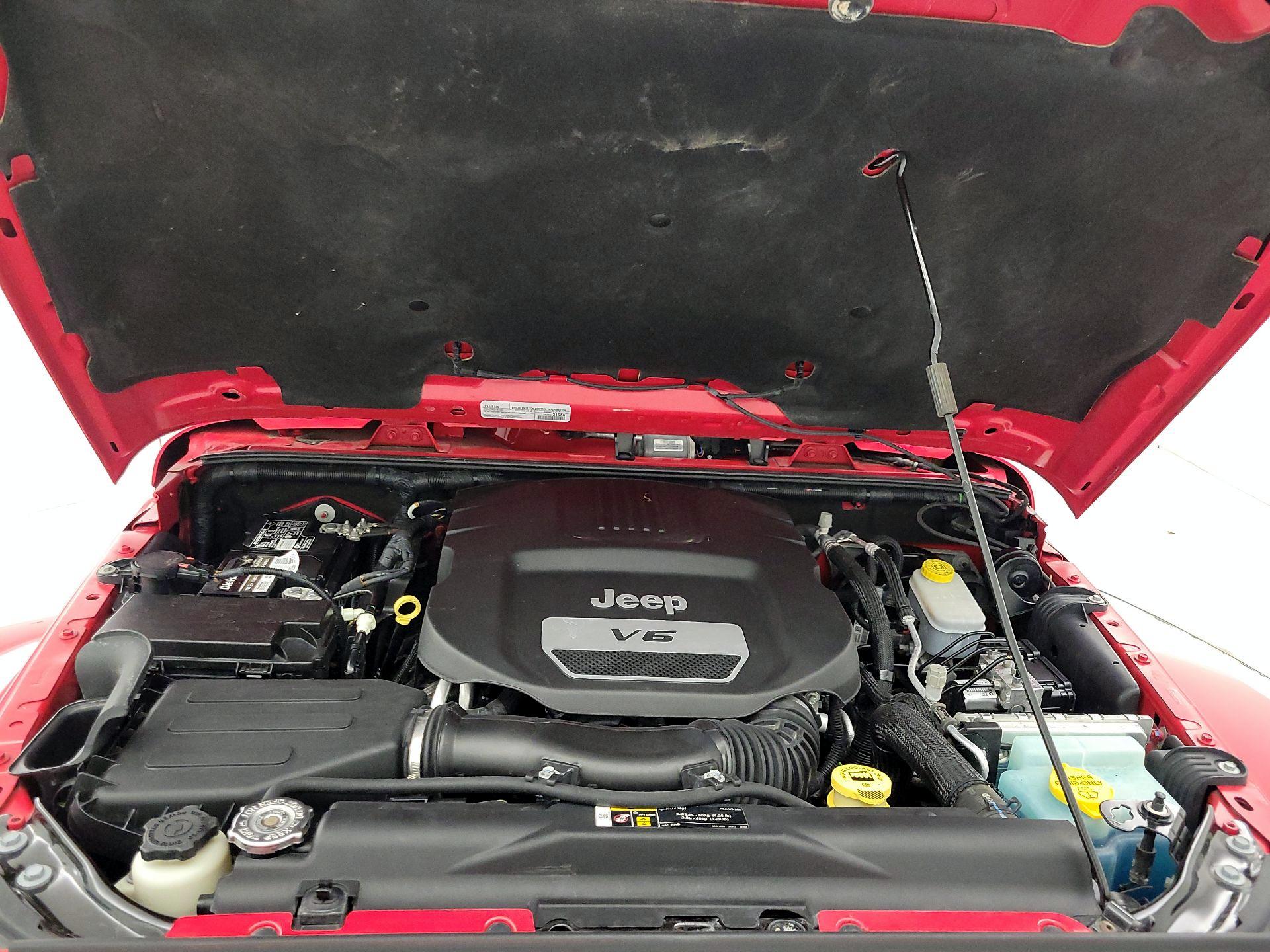 Thumbnail: 2018 Jeep Wrangler - 19