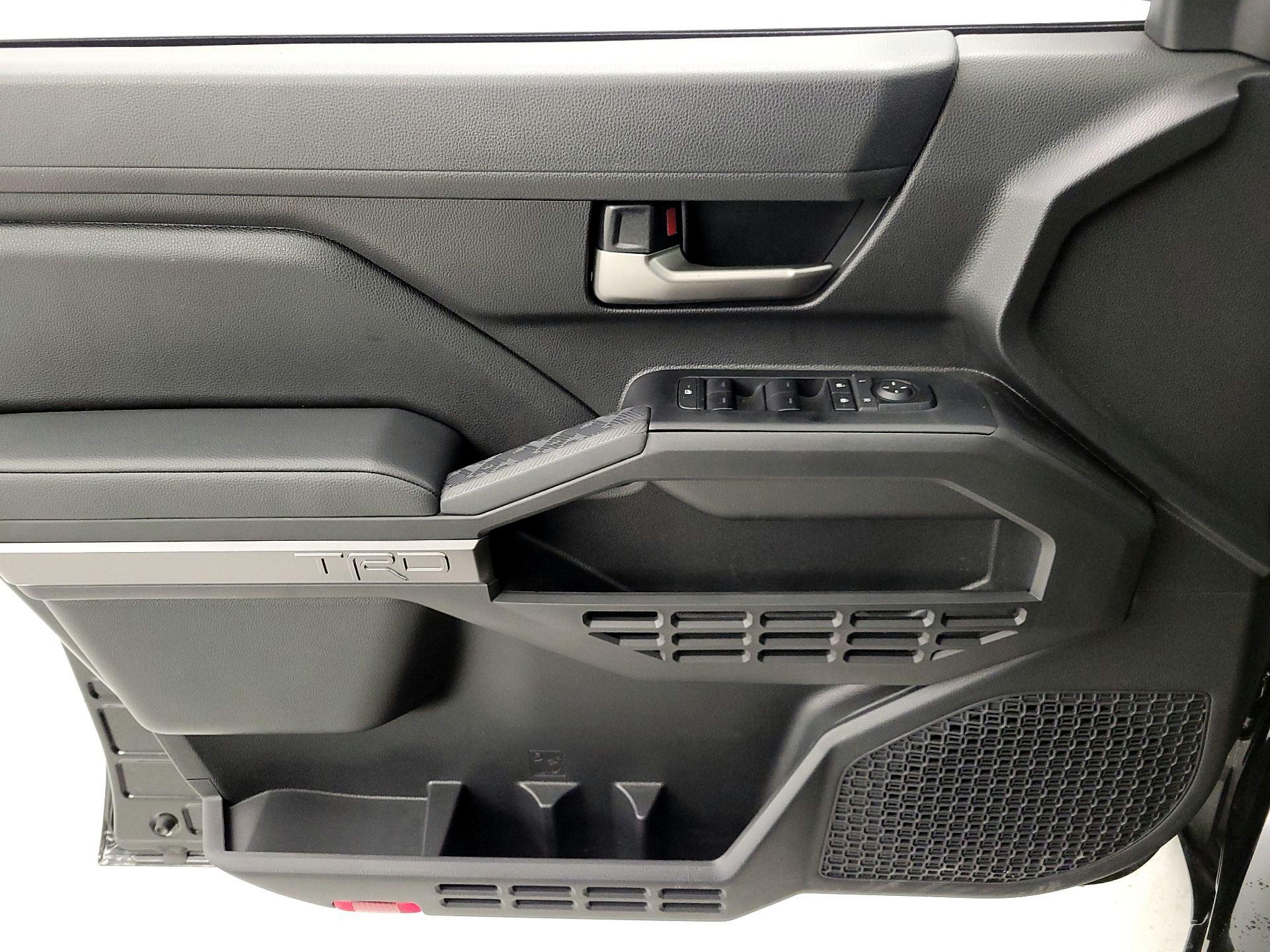 Thumbnail: 2025 Toyota Tacoma - 12