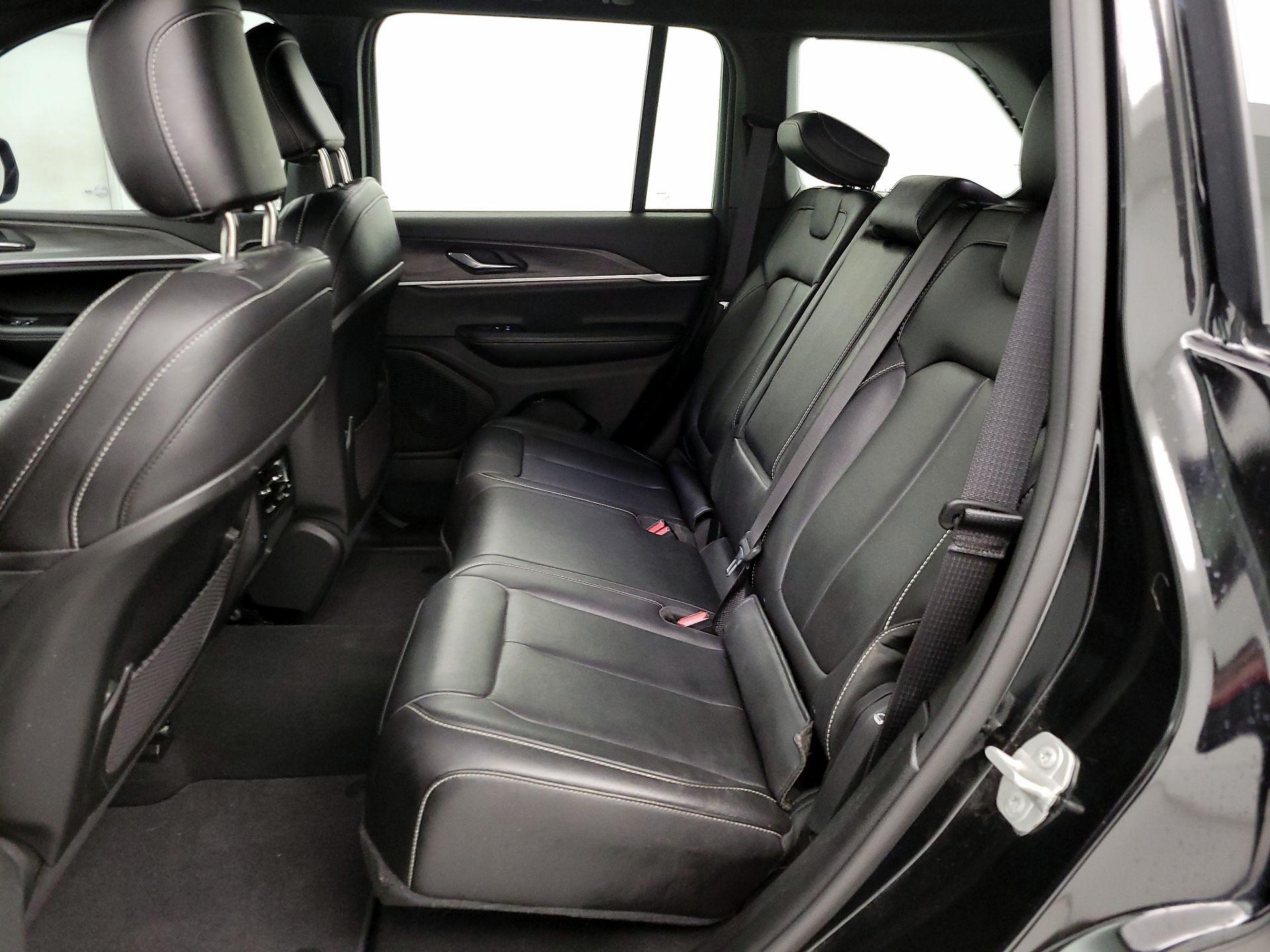 Thumbnail: 2024 Jeep Grand Cherokee - 20