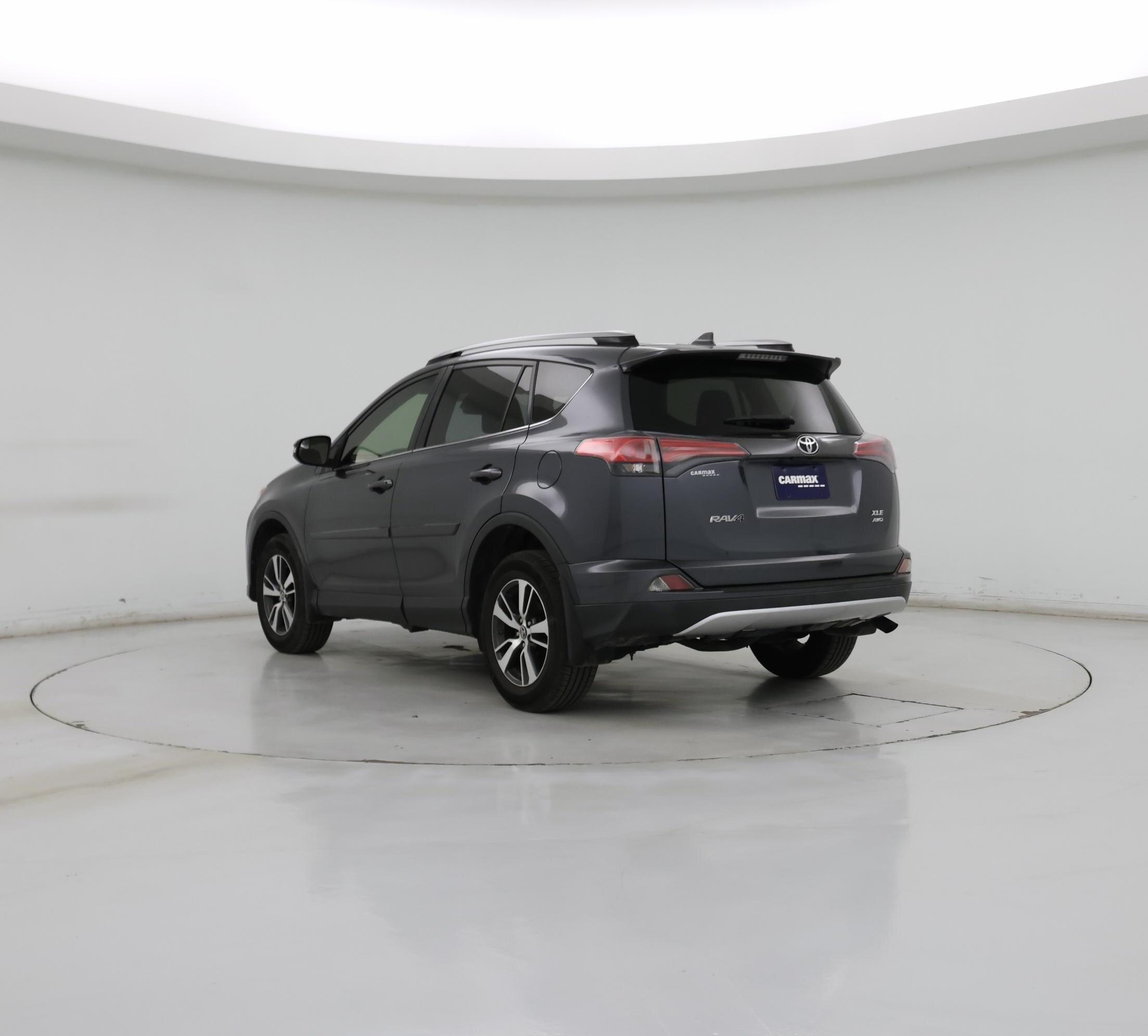 Thumbnail: 2017 Toyota RAV4 - 2